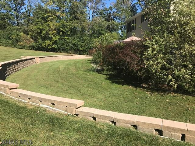 Lower Brush Mountain Road - Residential