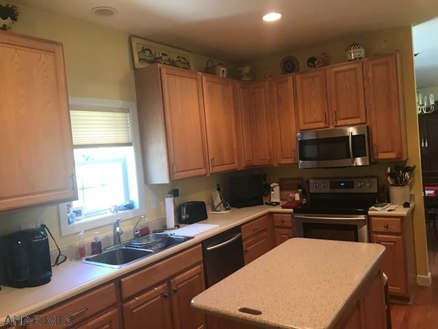 Lower Brush Mountain Road - Residential