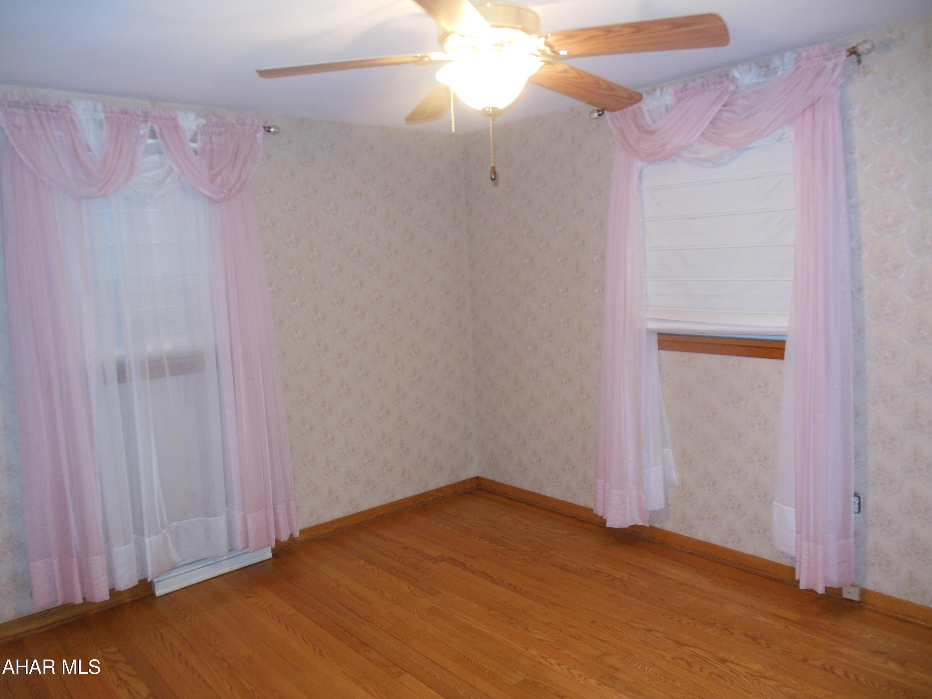 Mansion Park - Residential