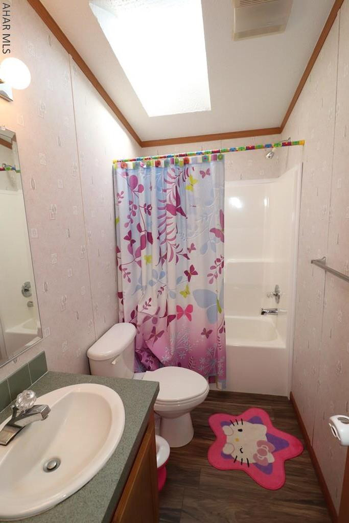 Laurel Woods - Residential