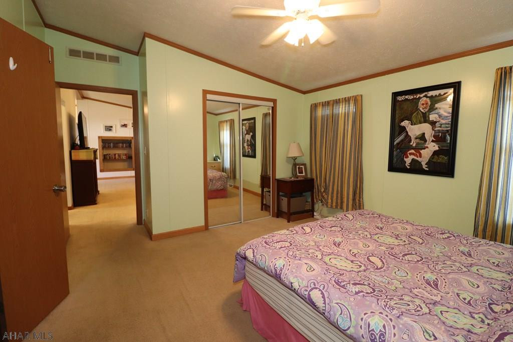 Laurel Woods - Residential