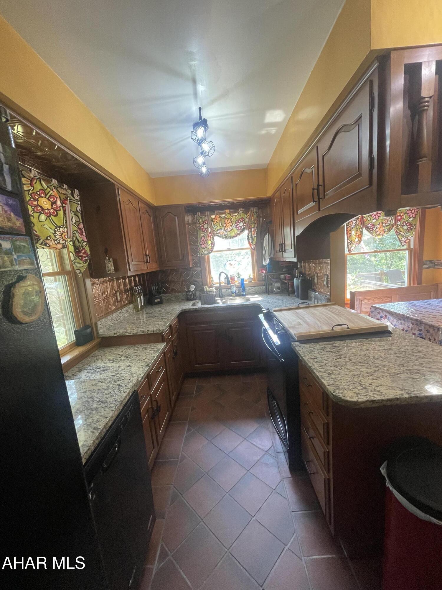 Juniata Gap - Residential