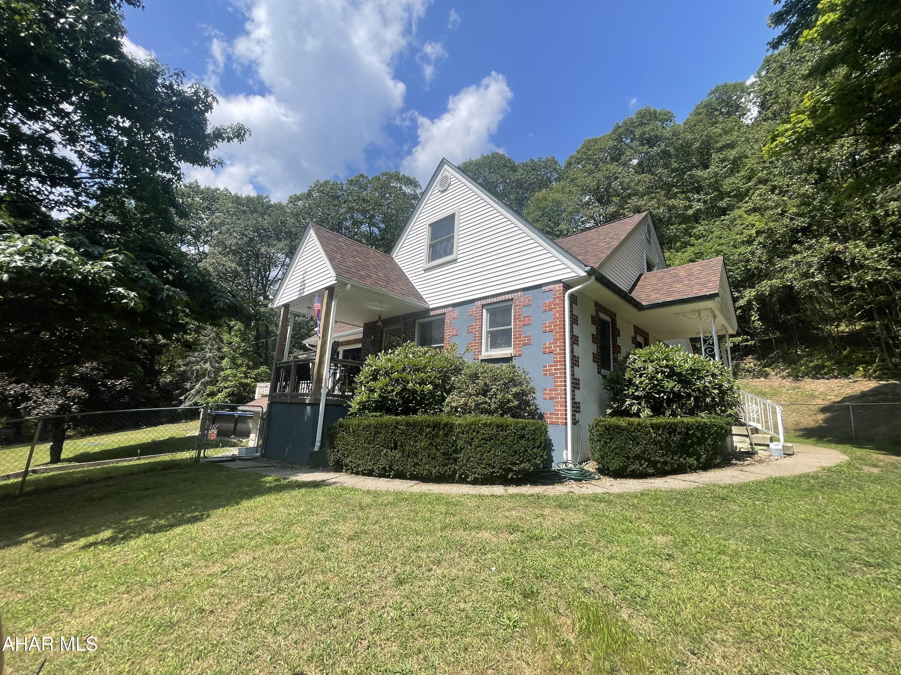 Juniata Gap - Residential