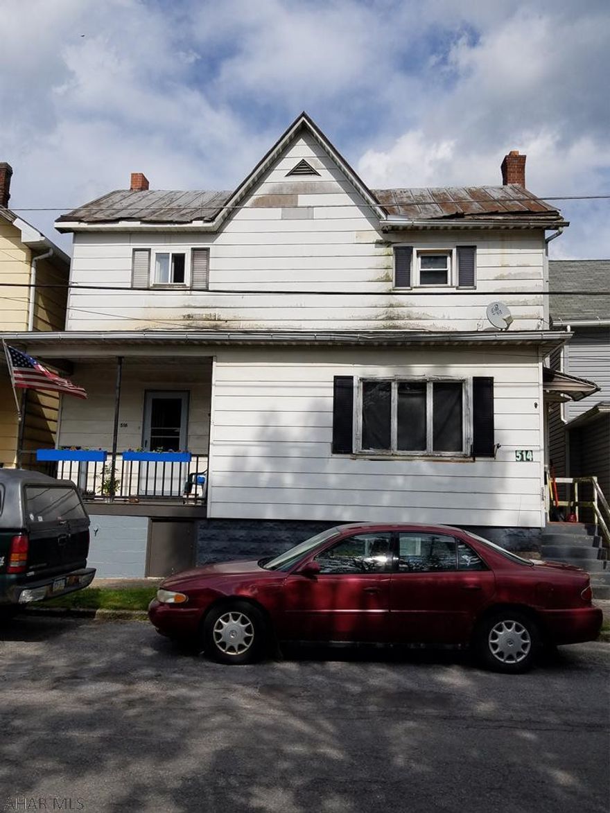 2 story duplex, both units rented