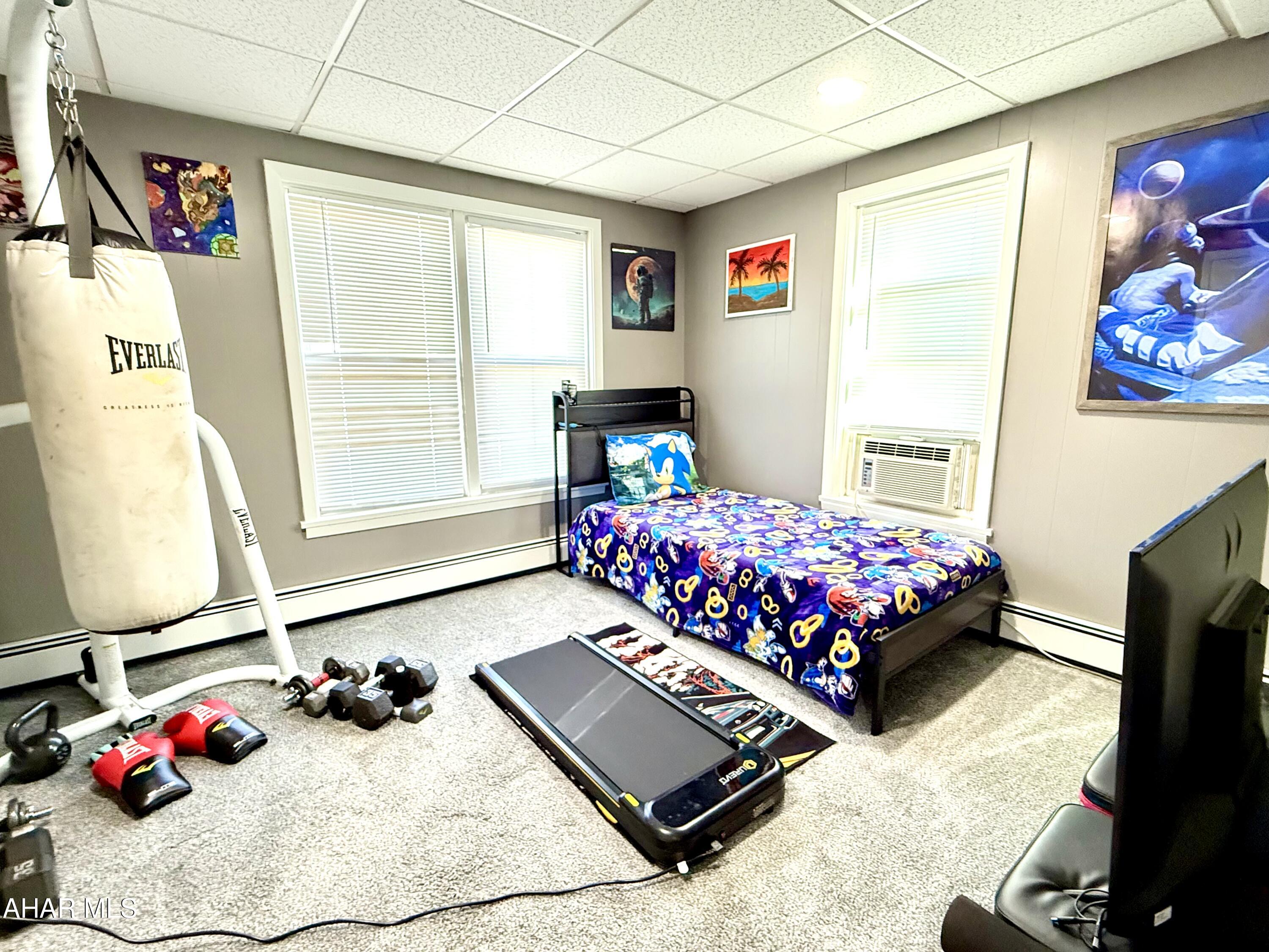 East End - Commercial Sale