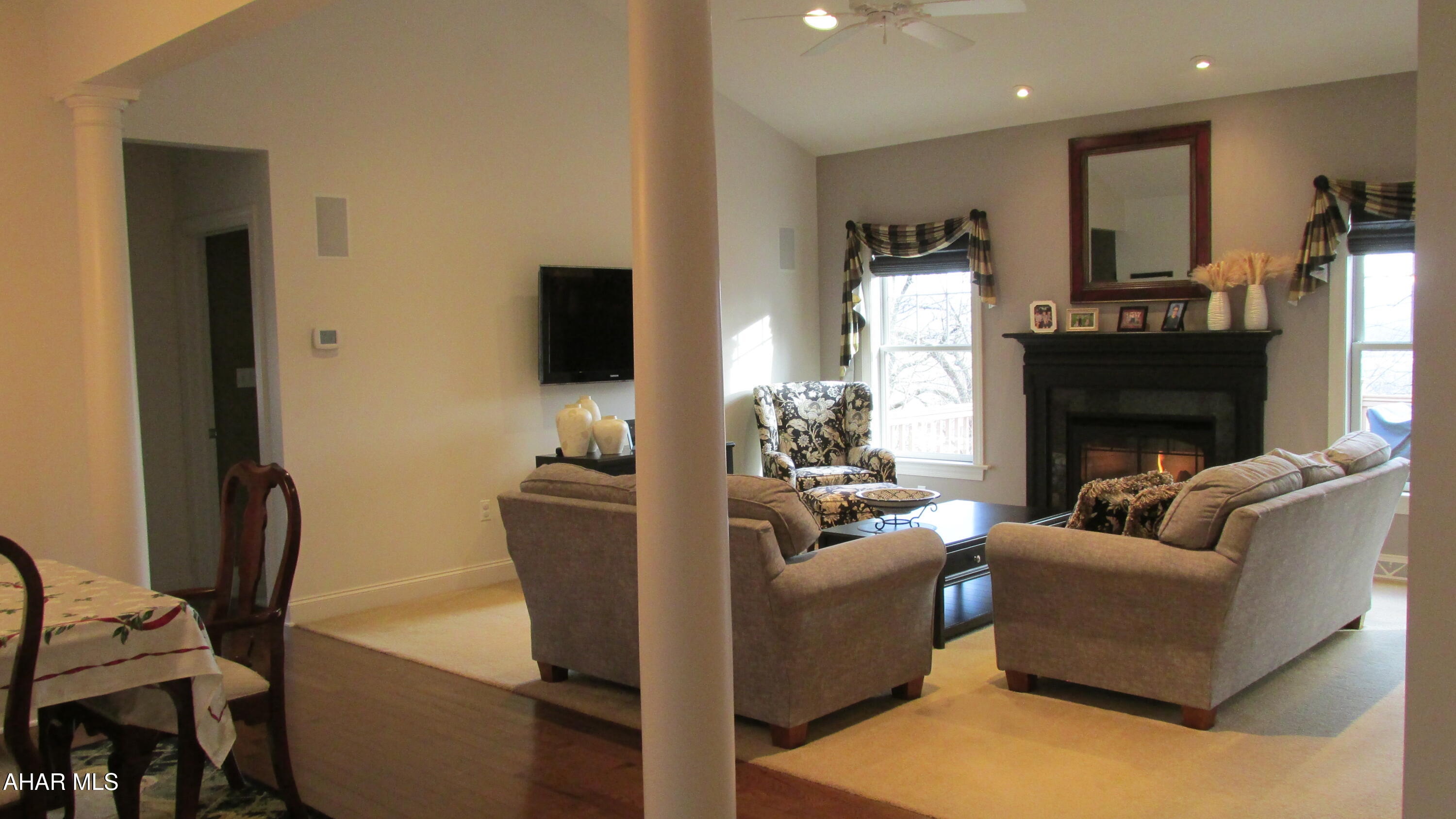 Las Villas - Residential