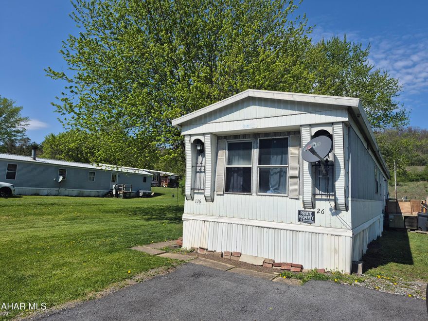 Welcome to this 2-bedroom, 1.5-bath mobile home offering a practical layout and easy, low-maintenance living. The home features a spacious living area that flows into the kitchen, creating a comfortable space for everyday living and entertaining. A convenient half bath adds extra functionality for guests, while both bedrooms offer ample space and natural light. Enjoy the simplicity of single-level living with just the right amount of space to make your own. Whether you're looking for a more manageable home or a fresh start in a new space, this property offers a great opportunity to settle in and enjoy. Schedule your showing today!