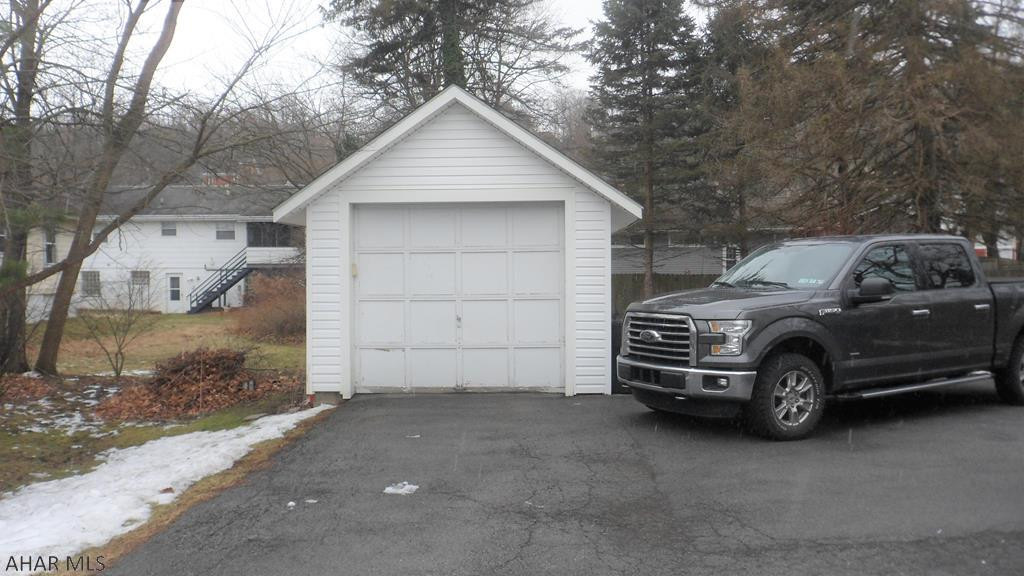 Llyswen - Residential