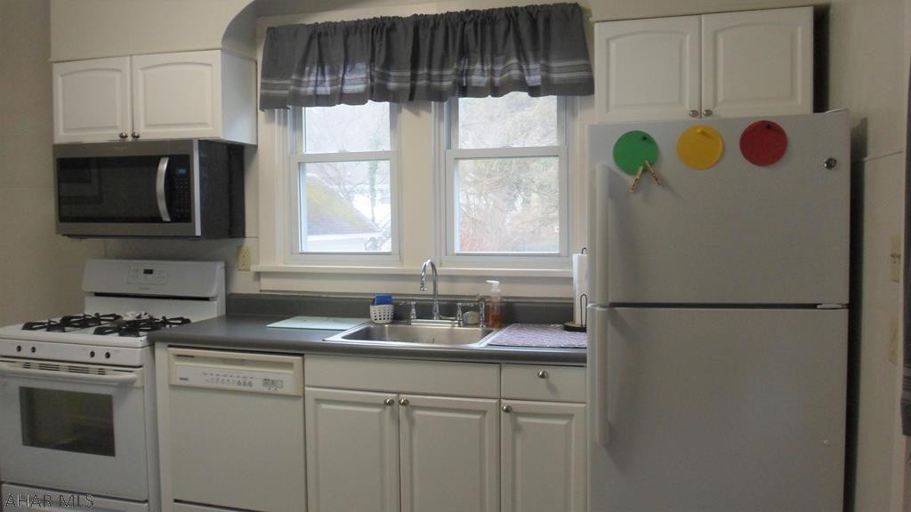 Llyswen - Residential