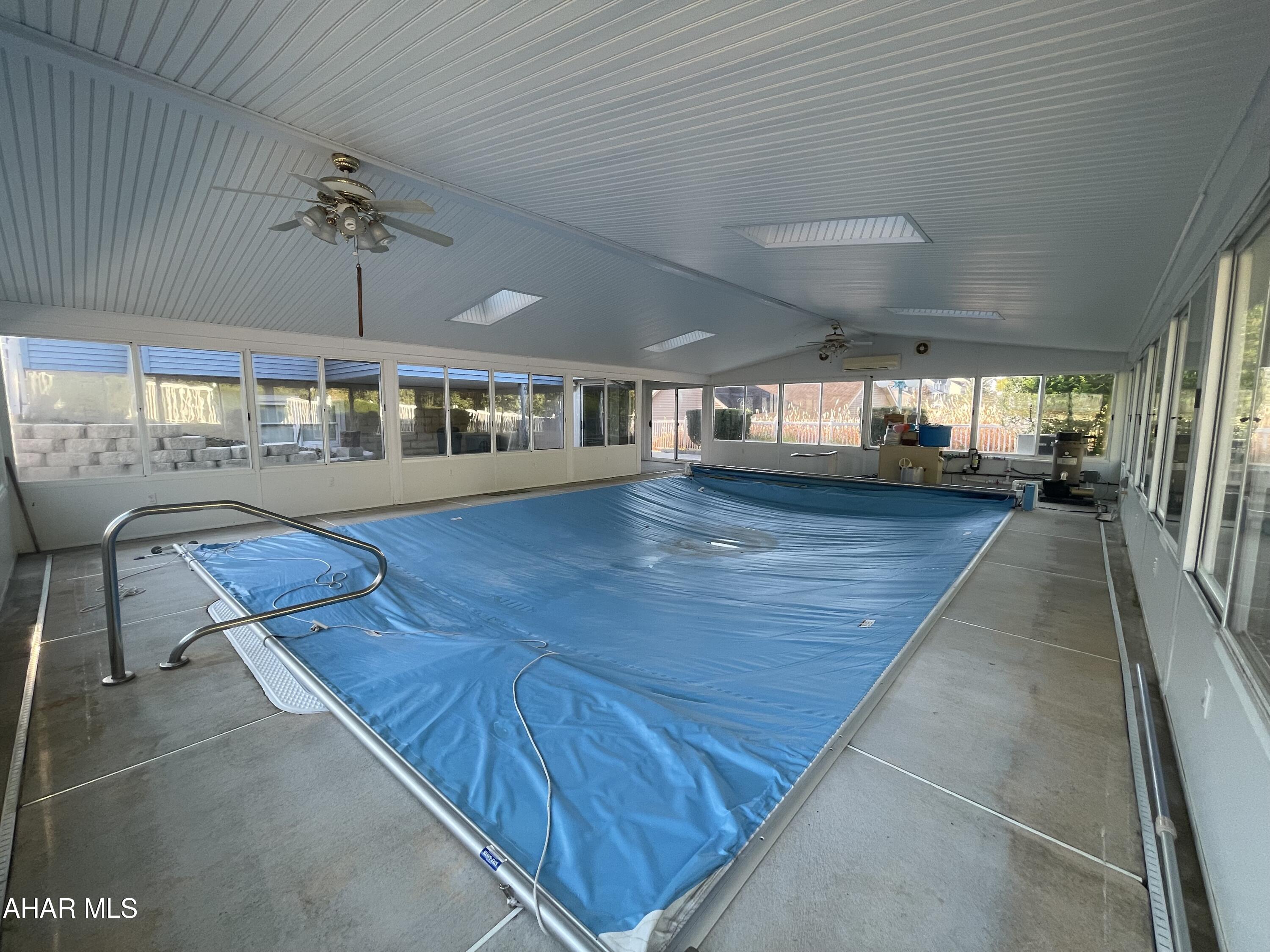 Brentwood - Residential