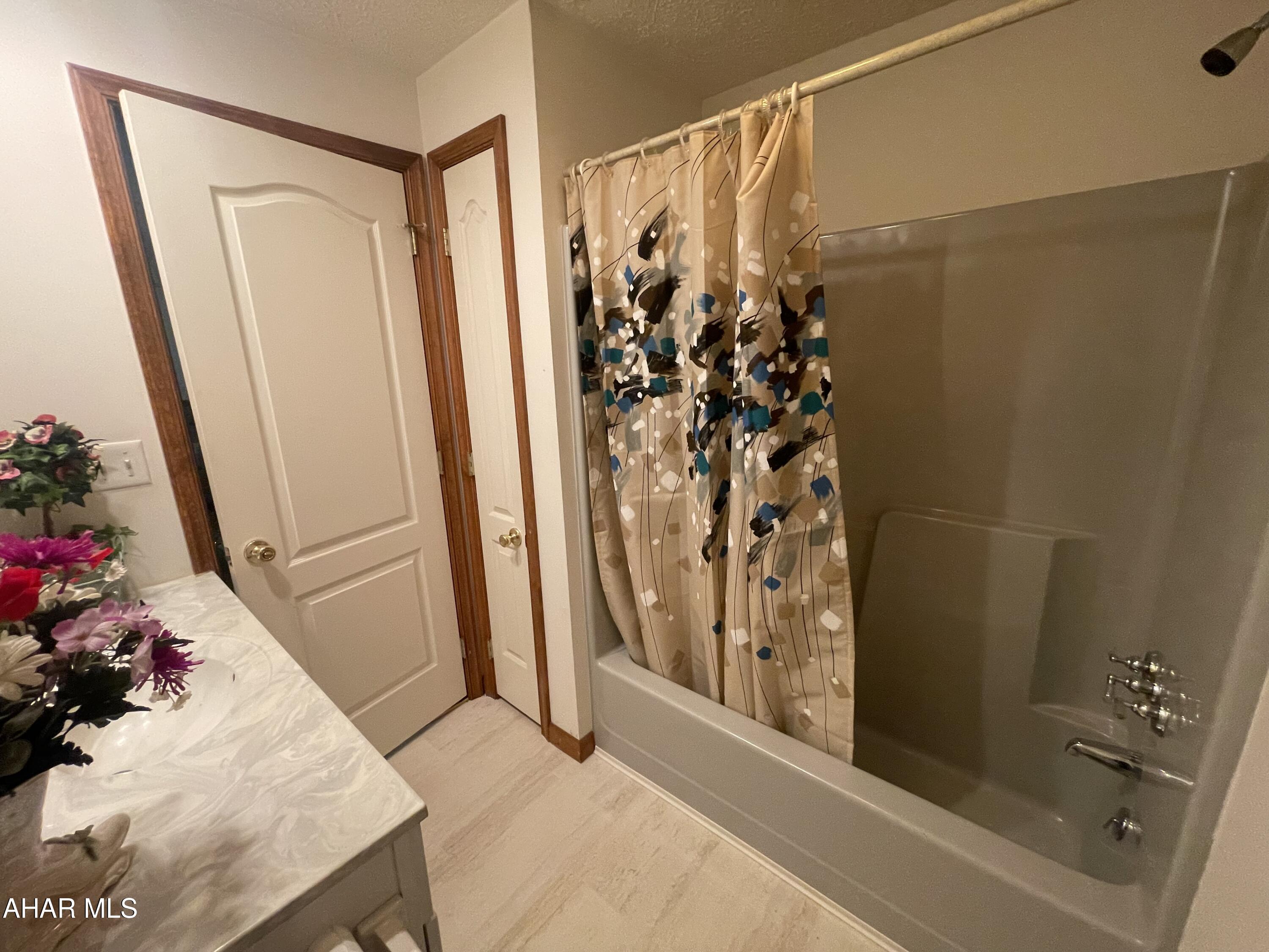 Brentwood - Residential