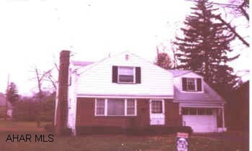 LOCATION! LOCATION! LOCATION!  SUPER HOLLIDAYSBURG BOROUGH, TWO-STORY ON NICE LARGE LEVEL LOT! SCHOOL BUS STOPS AT CORNER! LOCATION! LOCATION! LOCATION!  SUPER HOLLIDAYSBURG BOROUGH, TWO-STORY ON NICE LARGE LEVEL LOT! SCHOOL BUS STOPS AT CORNER!