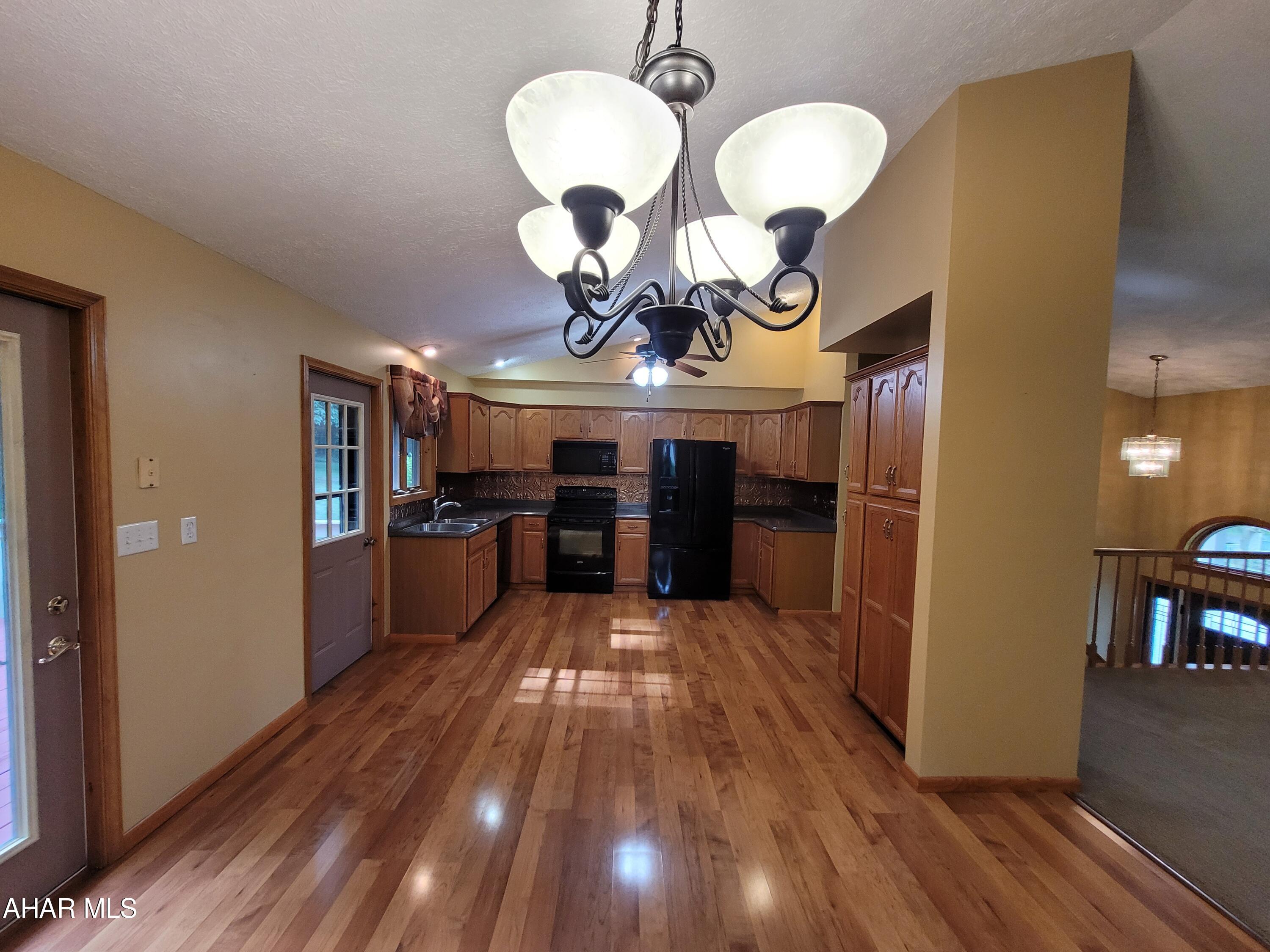 Chapel Hill Estates - Residential