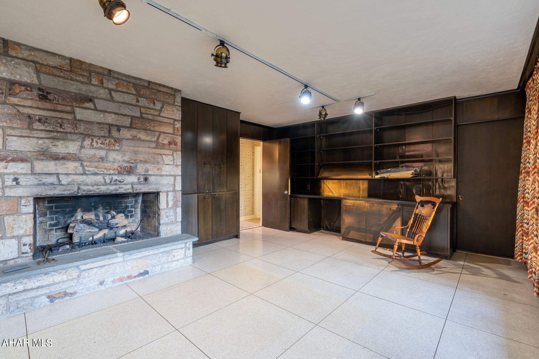 Mansion Park - Residential