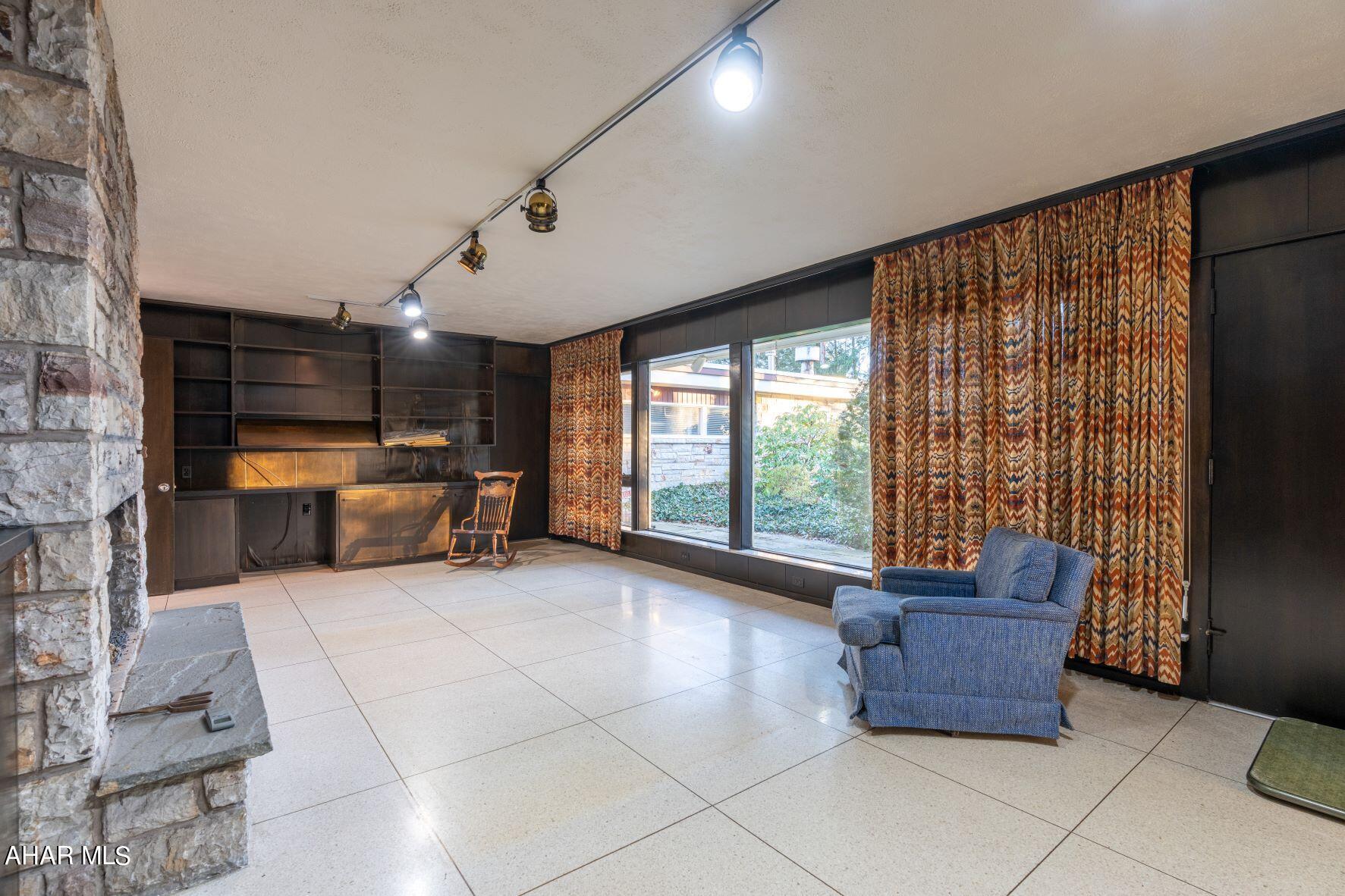 Mansion Park - Residential