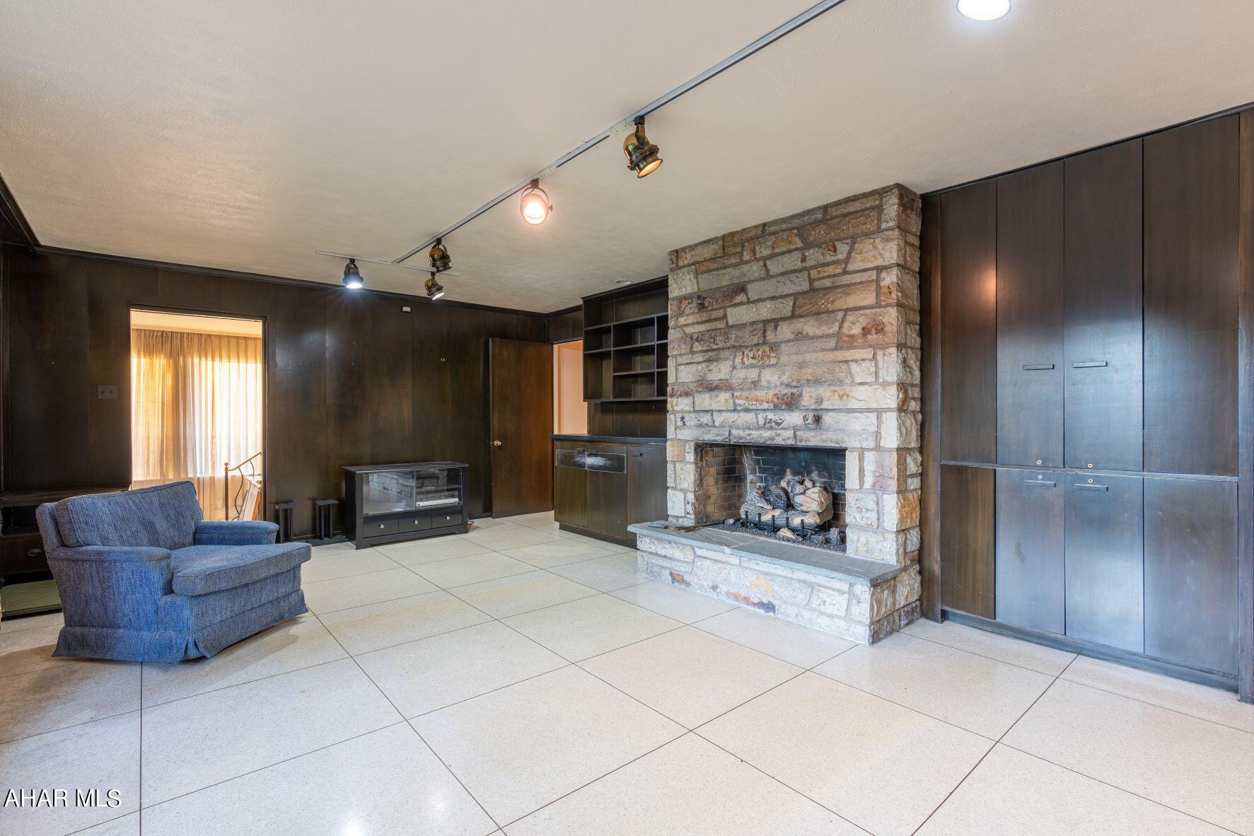 Mansion Park - Residential