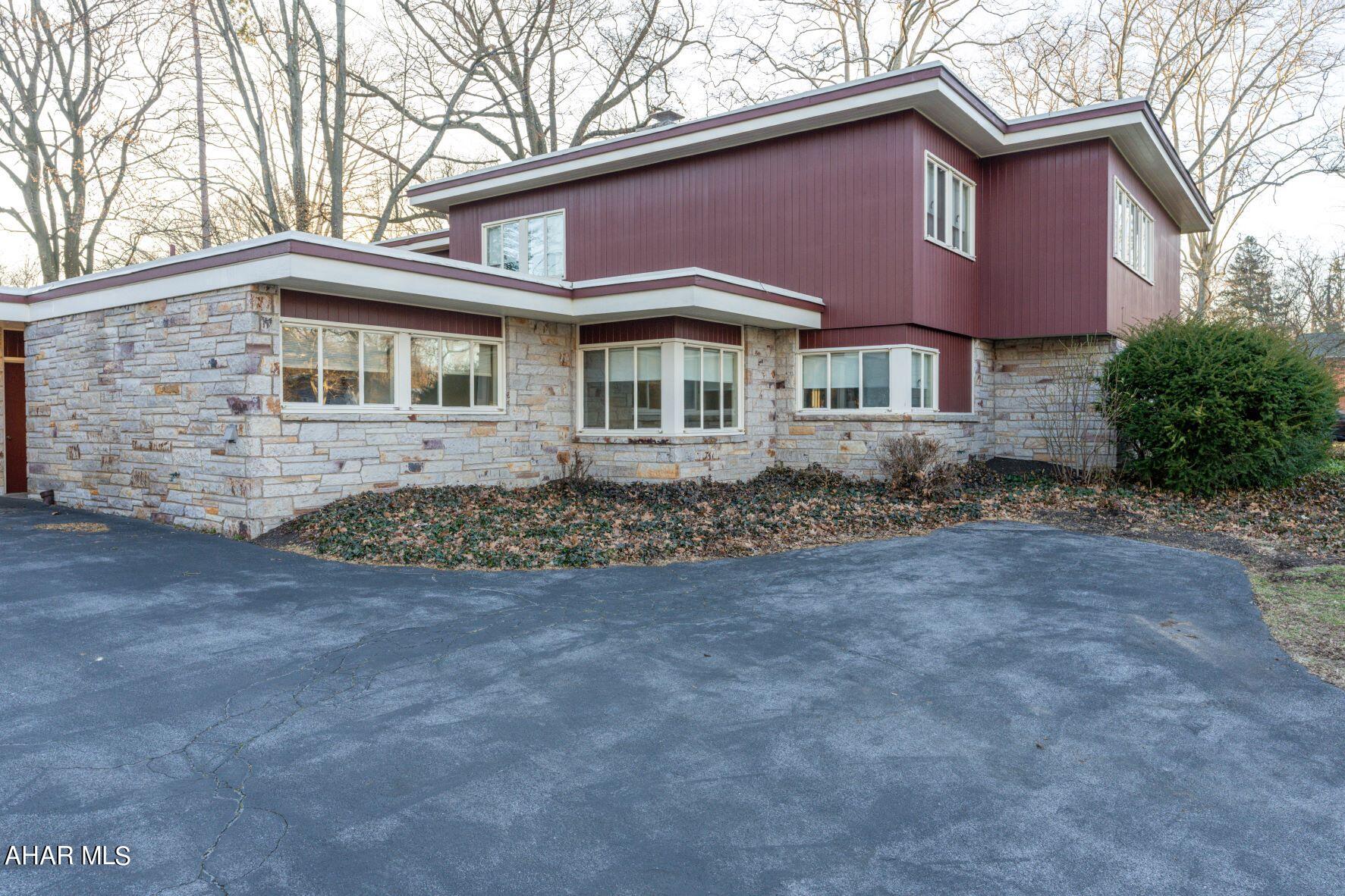 Mansion Park - Residential