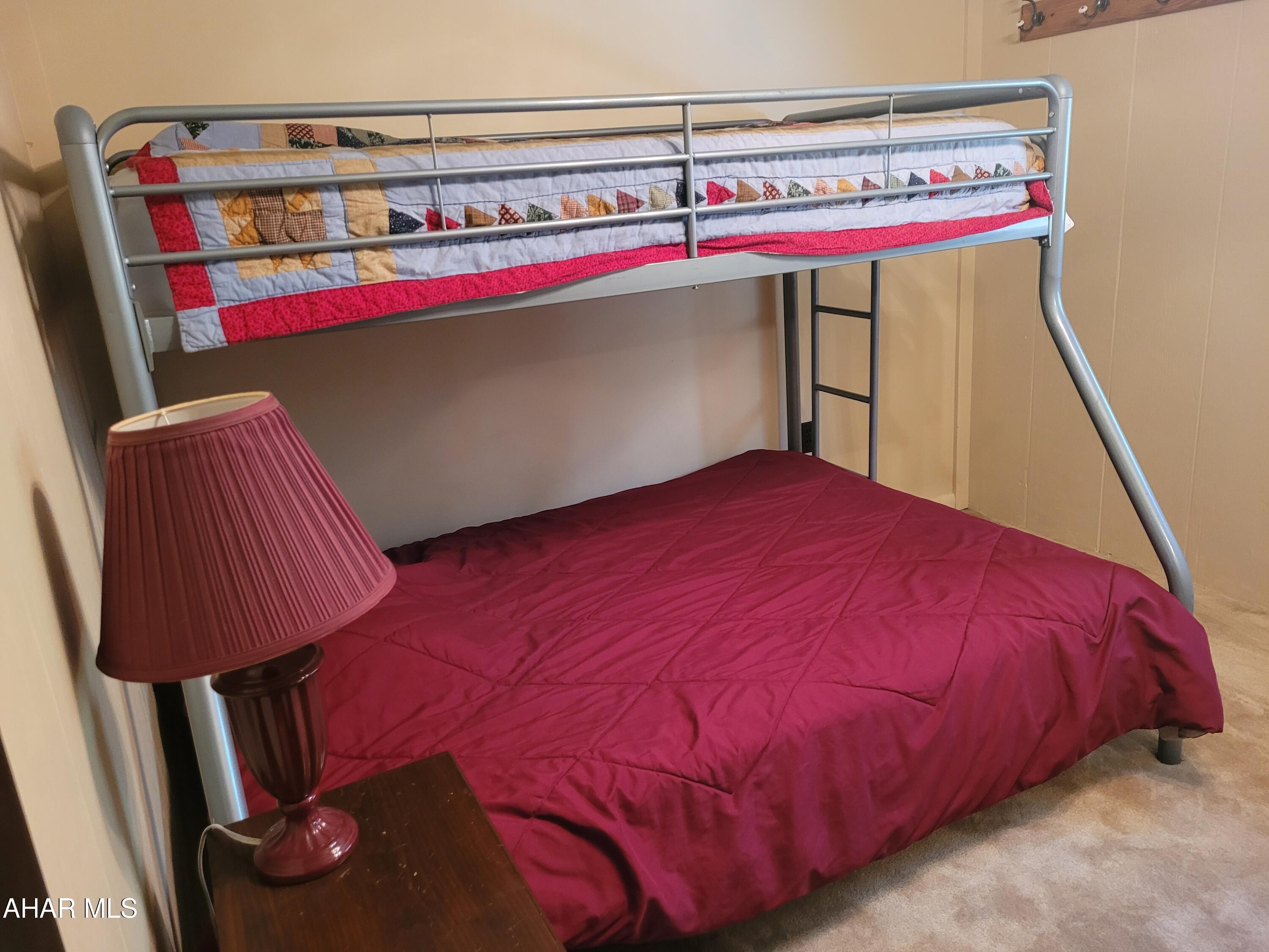 Glendale Yearound - Residential