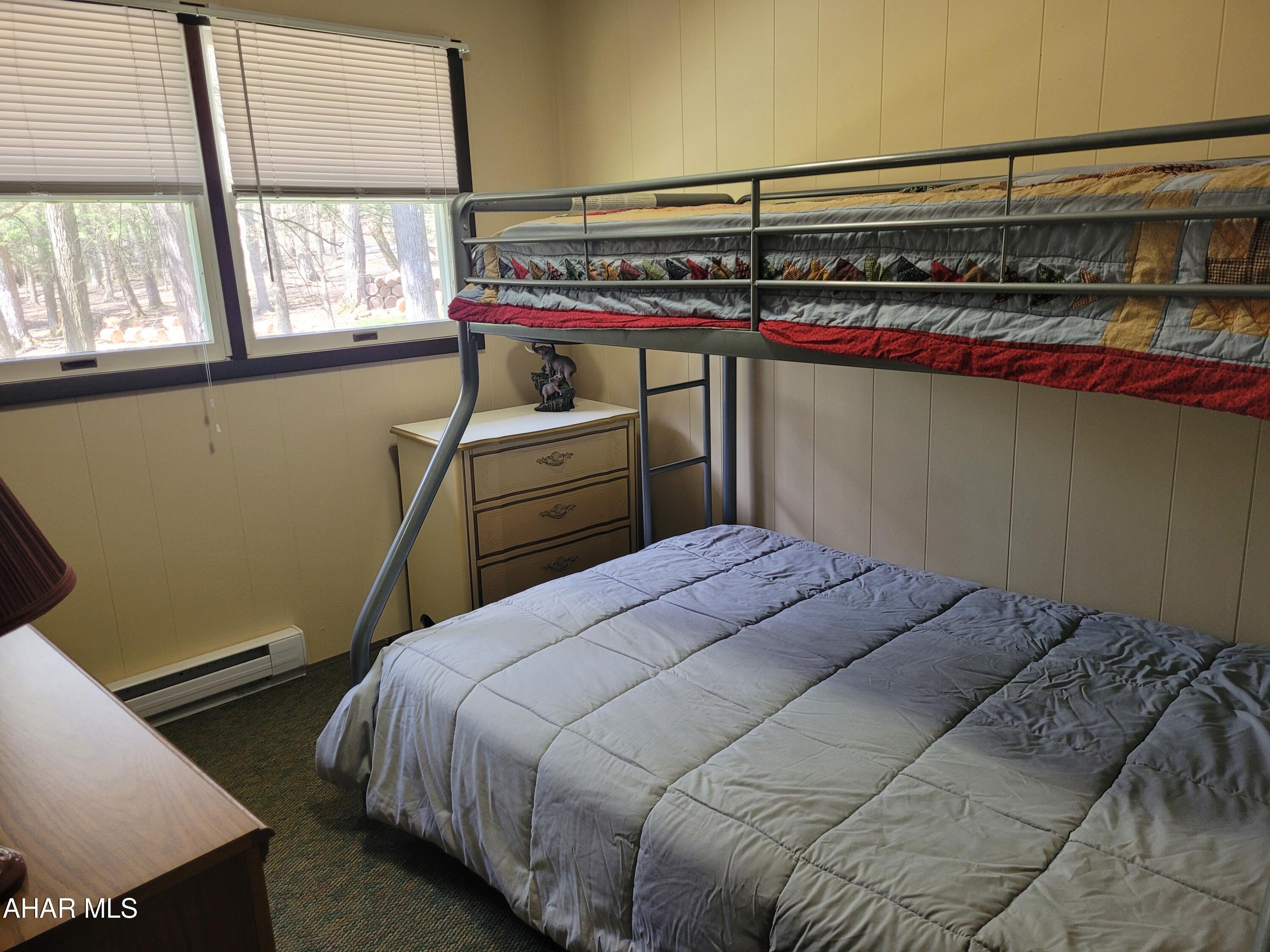 Glendale Yearound - Residential