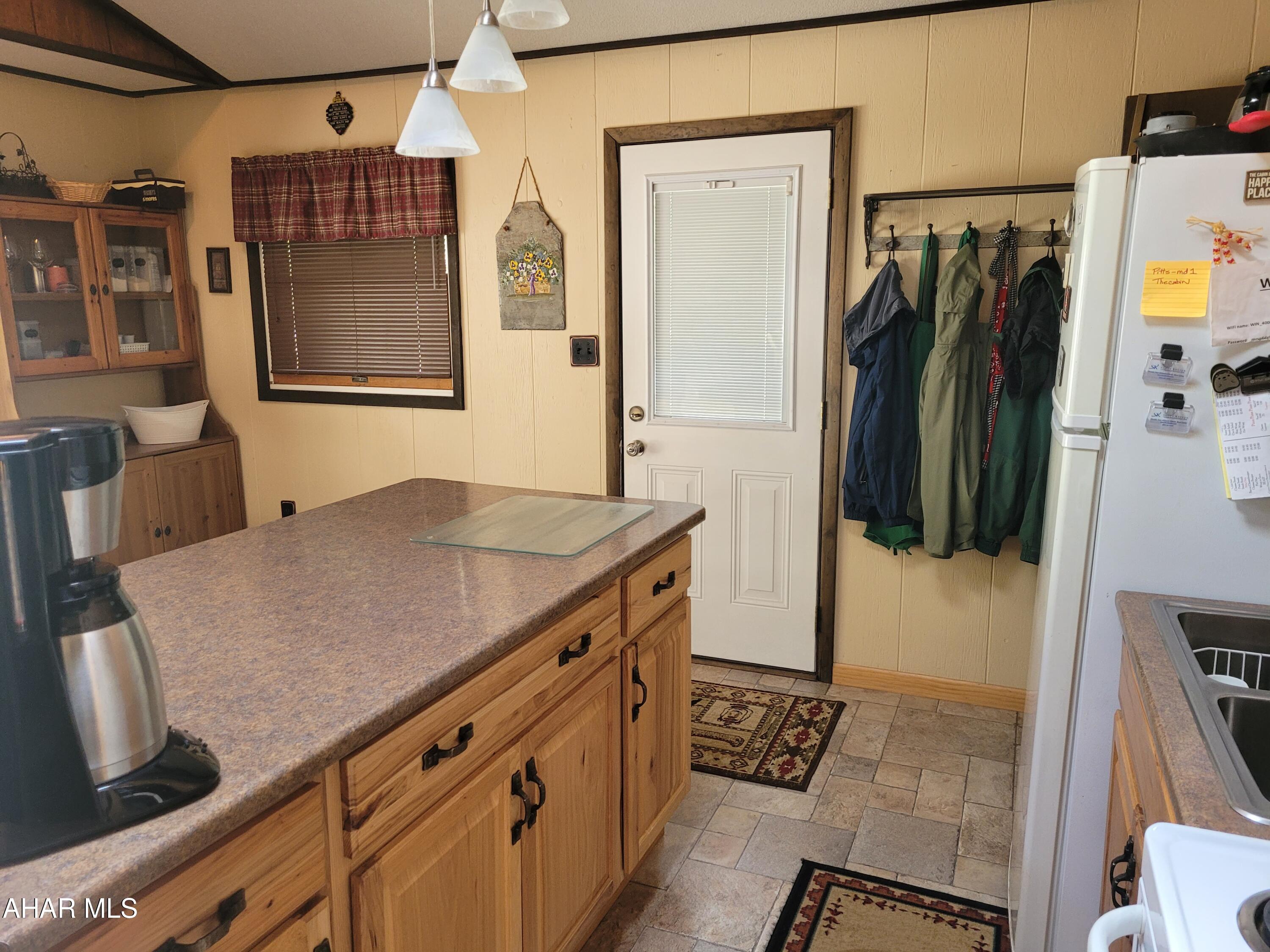 Glendale Yearound - Residential