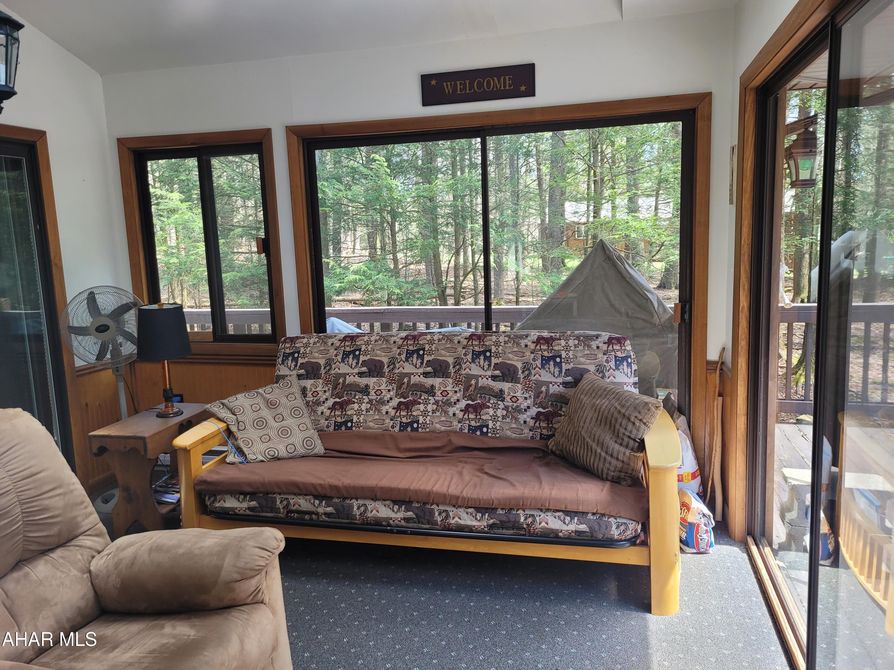 Glendale Yearound - Residential