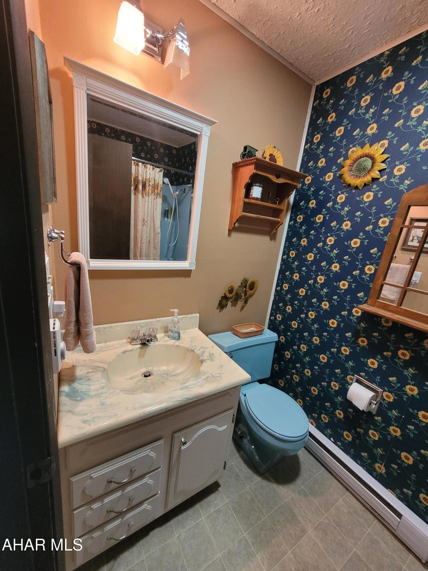 Glendale Yearound - Residential