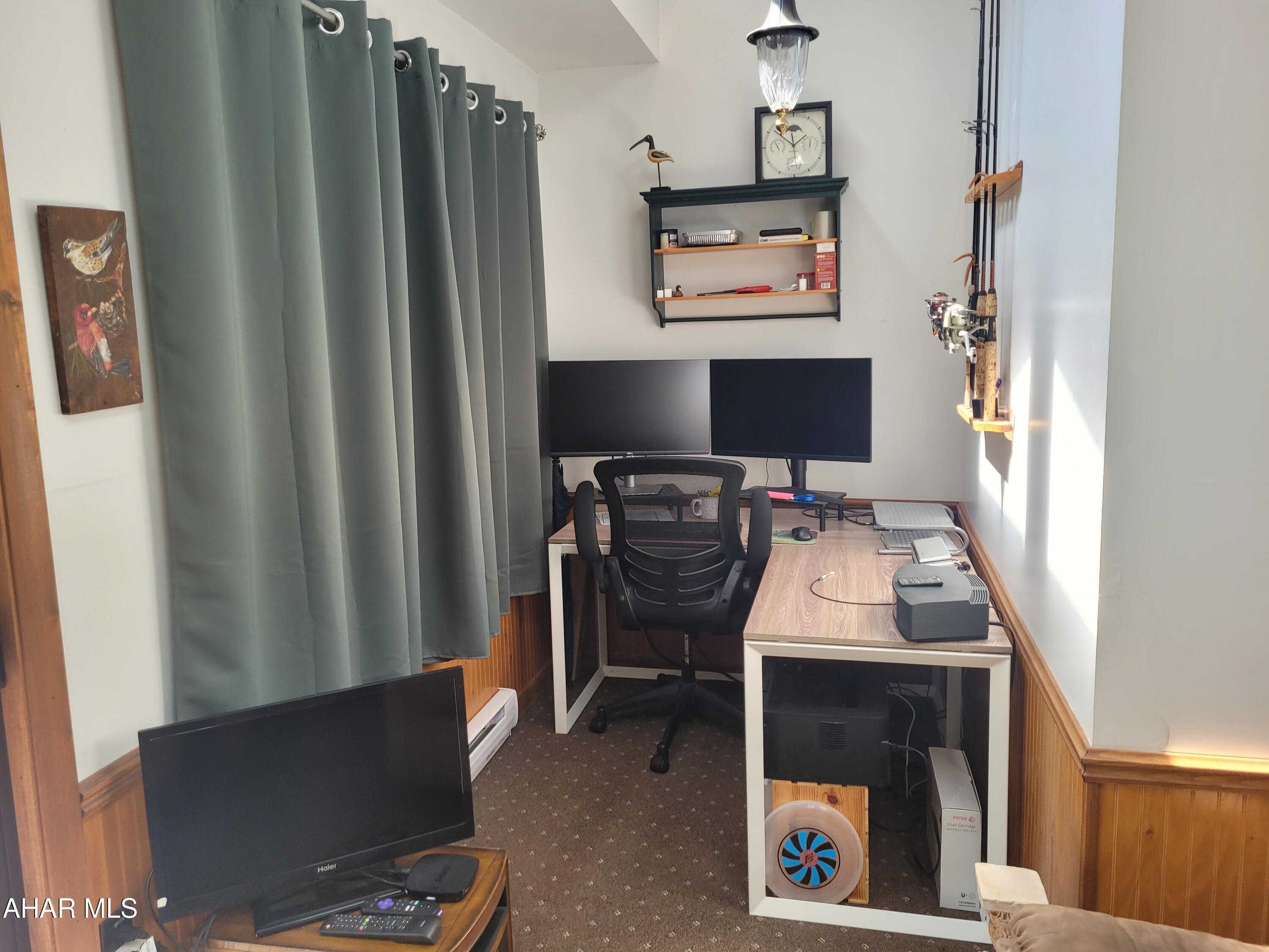 Glendale Yearound - Residential