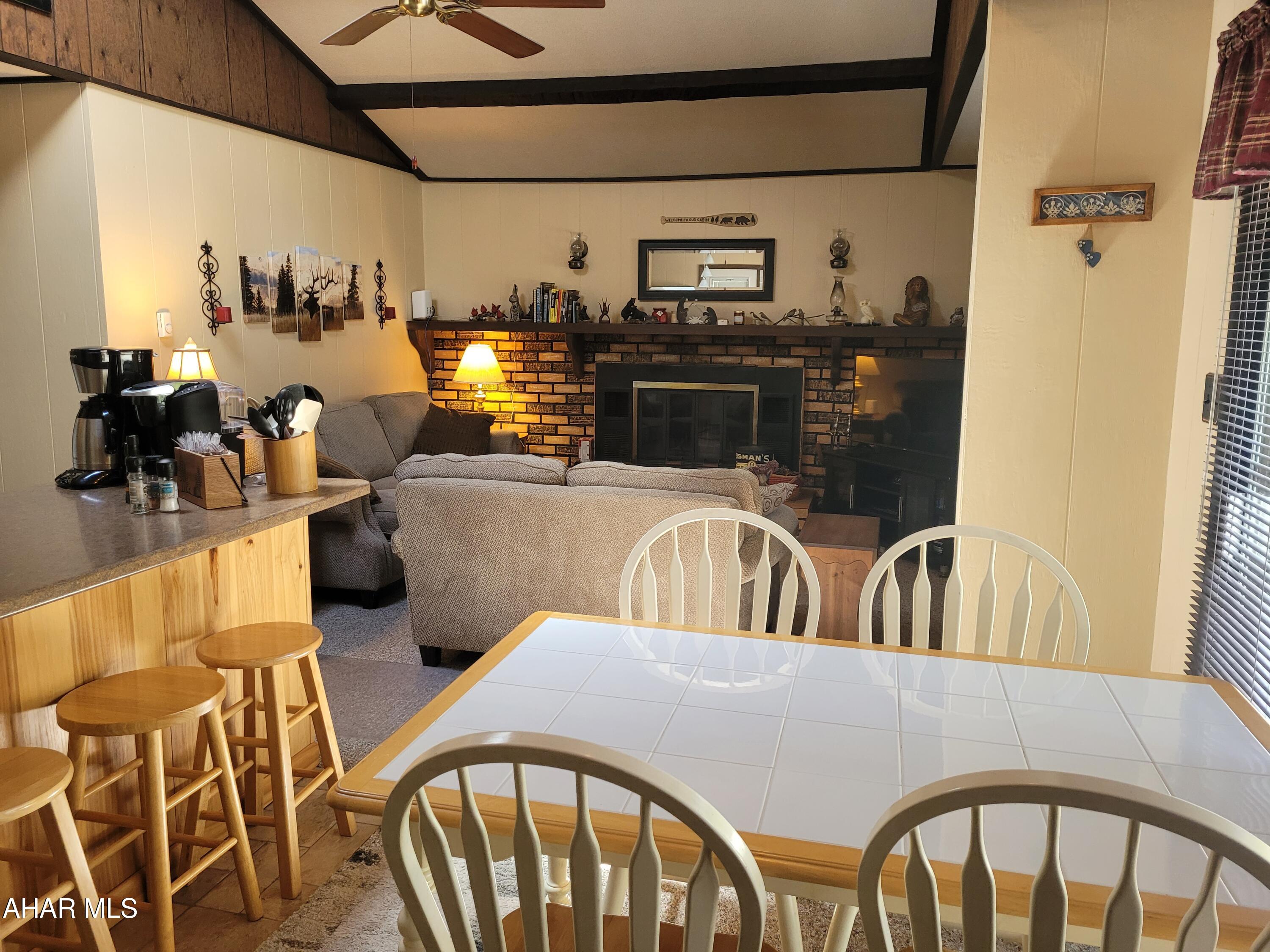 Glendale Yearound - Residential