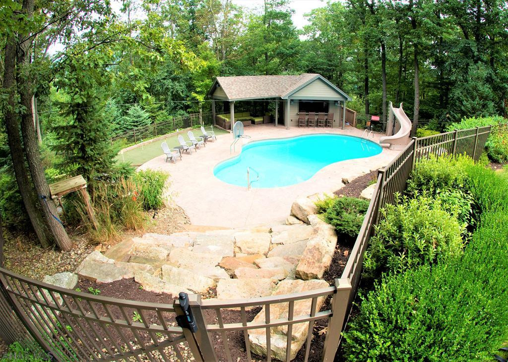 Castle Farm - Residential