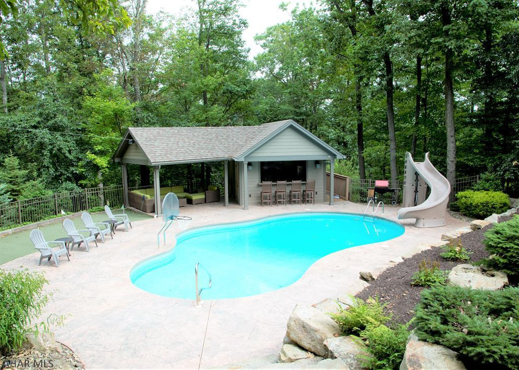 Castle Farm - Residential