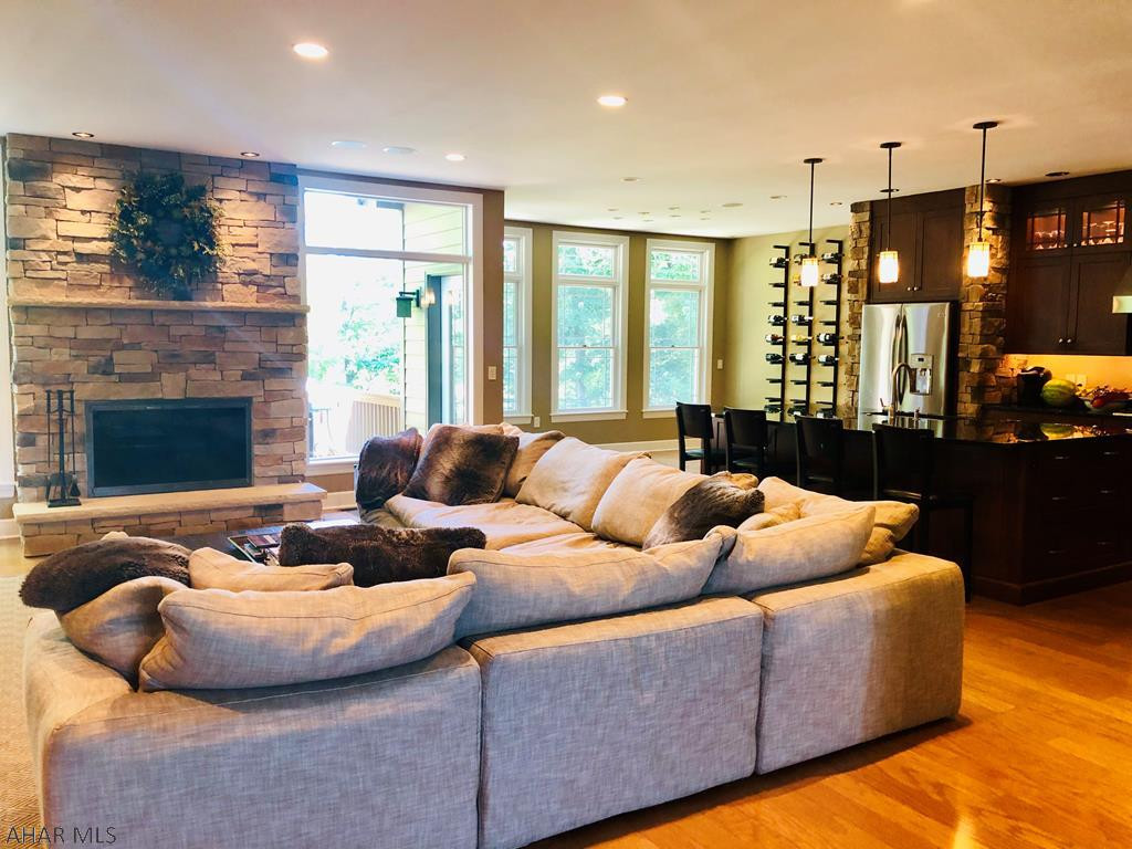 Castle Farm - Residential