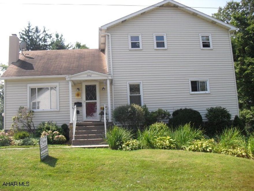4 Bedroom, House on dead end street large lot with 70 blueberry bushes and gardens. Master bedroom has a large walk in closet. Great large kitchen with beautiful island included. Move in condition - Must see to appreciate! Front and back screen doors and hot water tank.