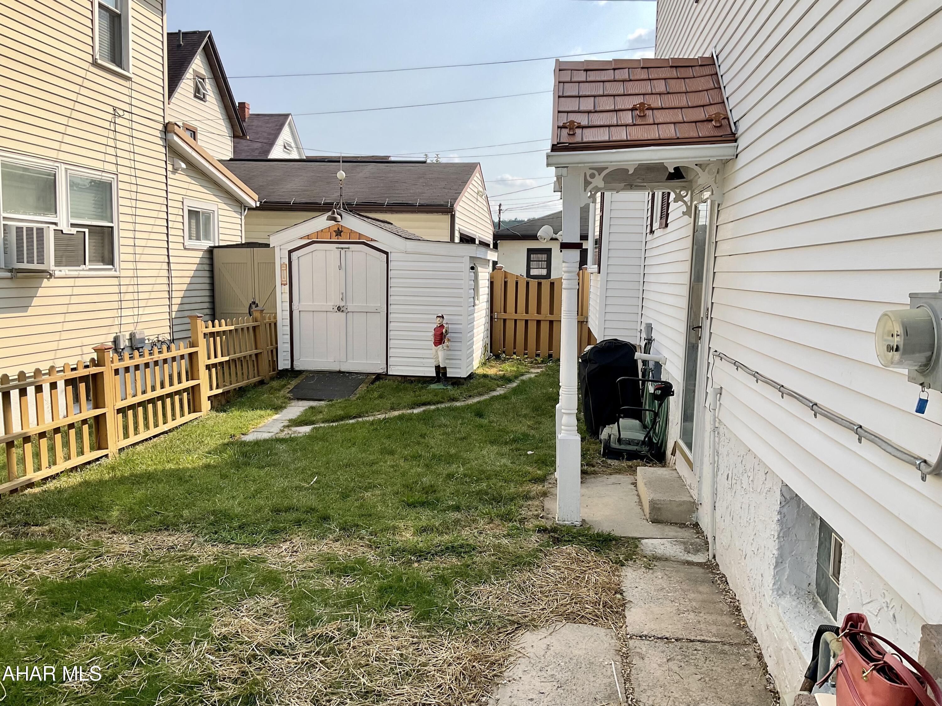 Unknown - Residential