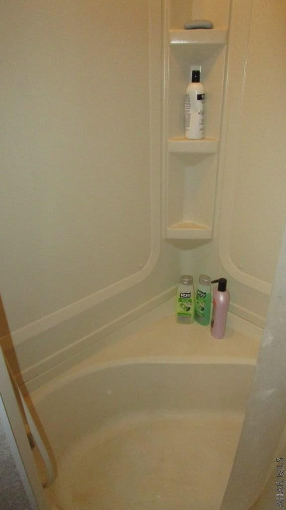 Glendale Yearound - Residential