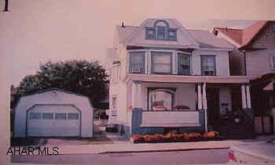 Nice Big home 4 BR 1.5 BA 75x120 fenced lot garage above ground pool 1st floor laundry