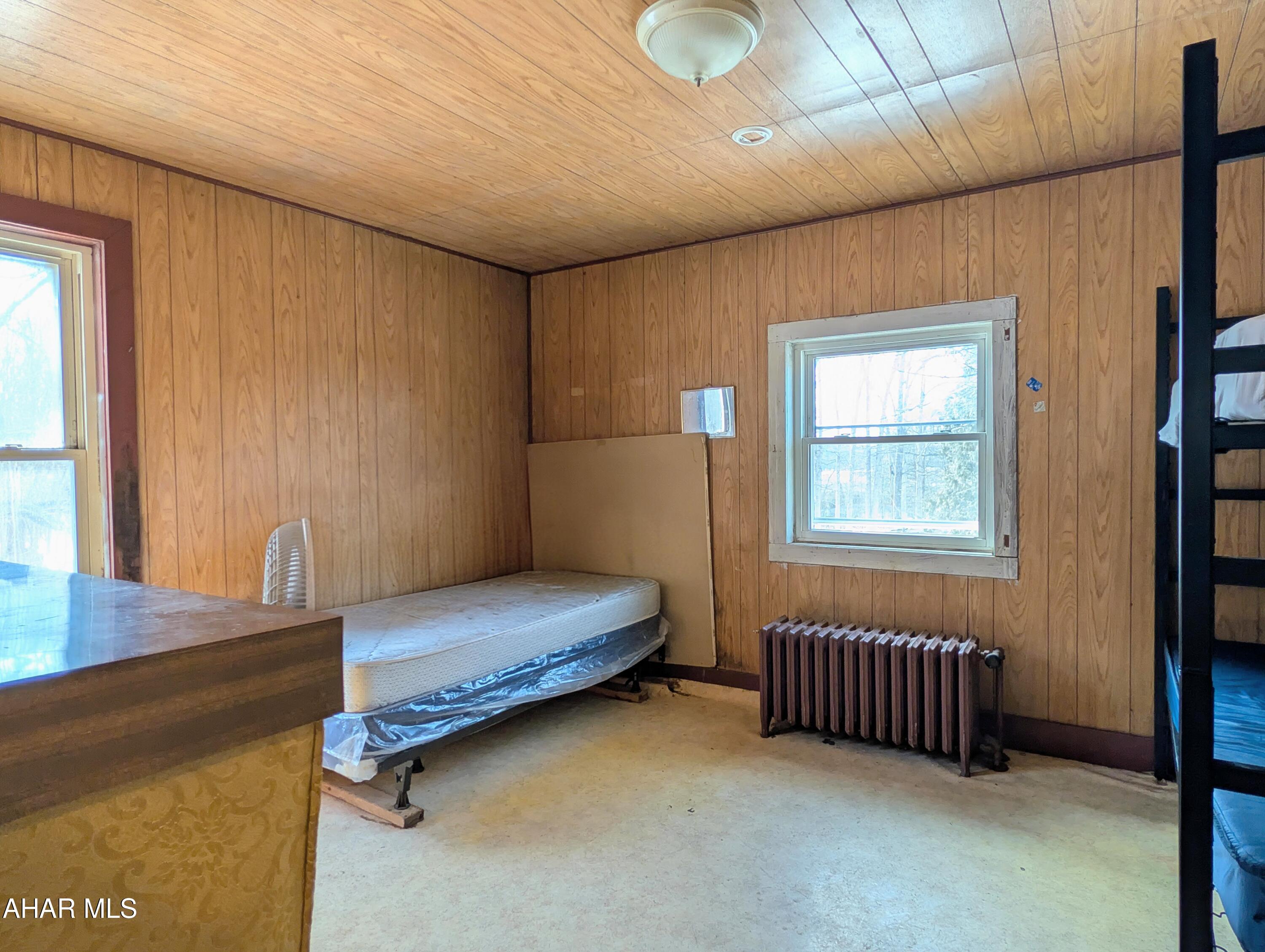 Unknown - Commercial Sale