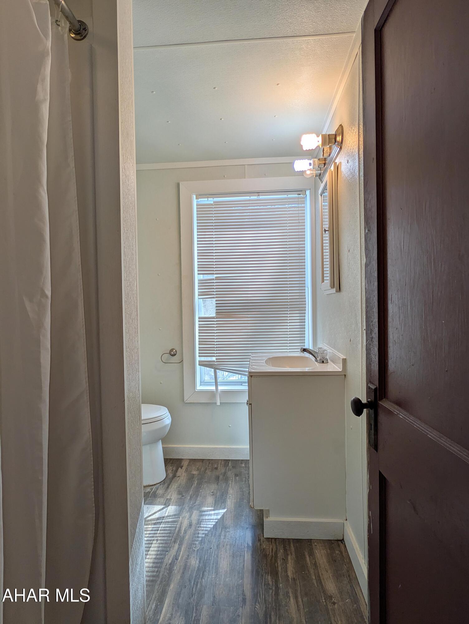 Unknown - Commercial Sale