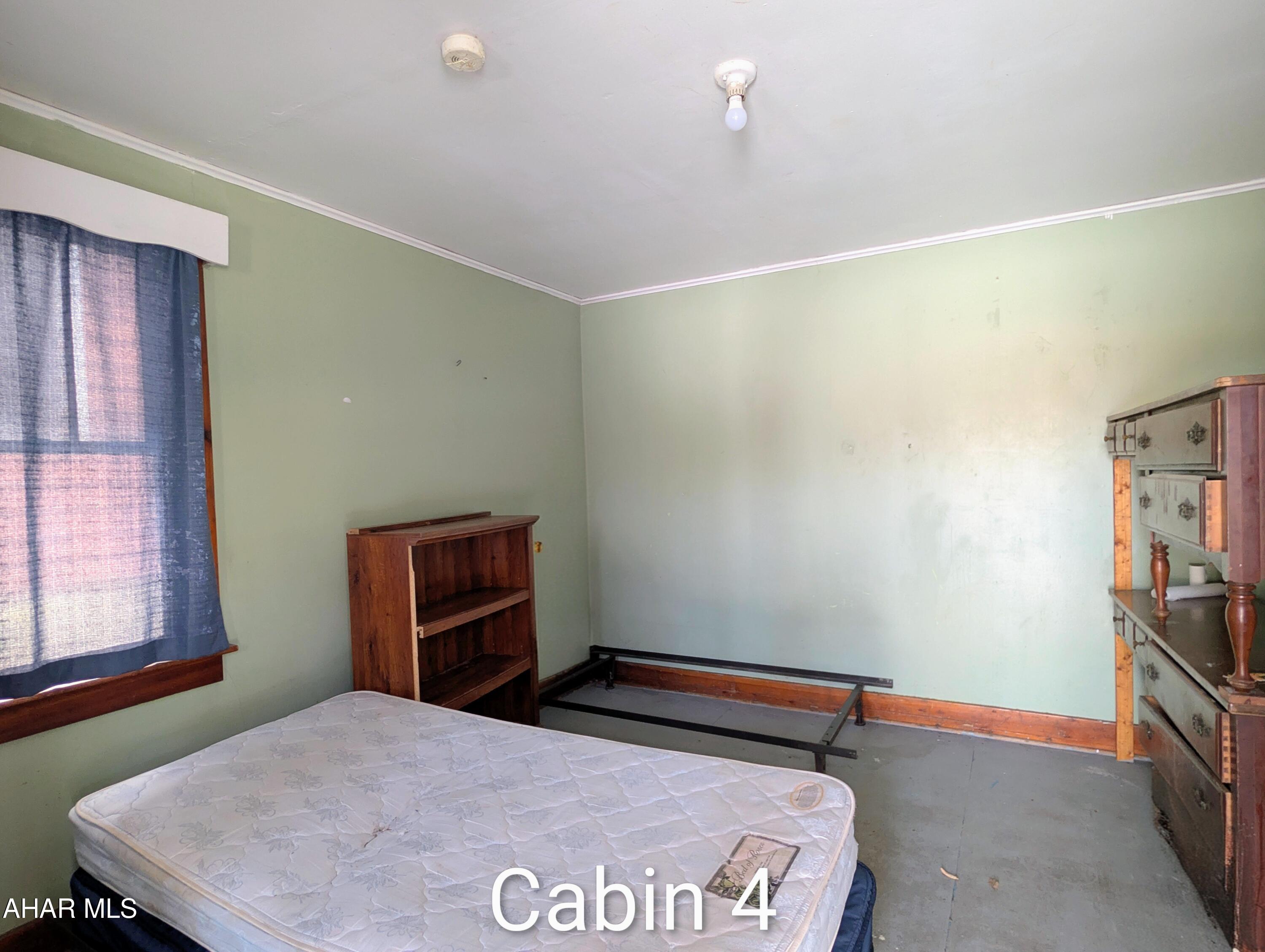 Unknown - Commercial Sale