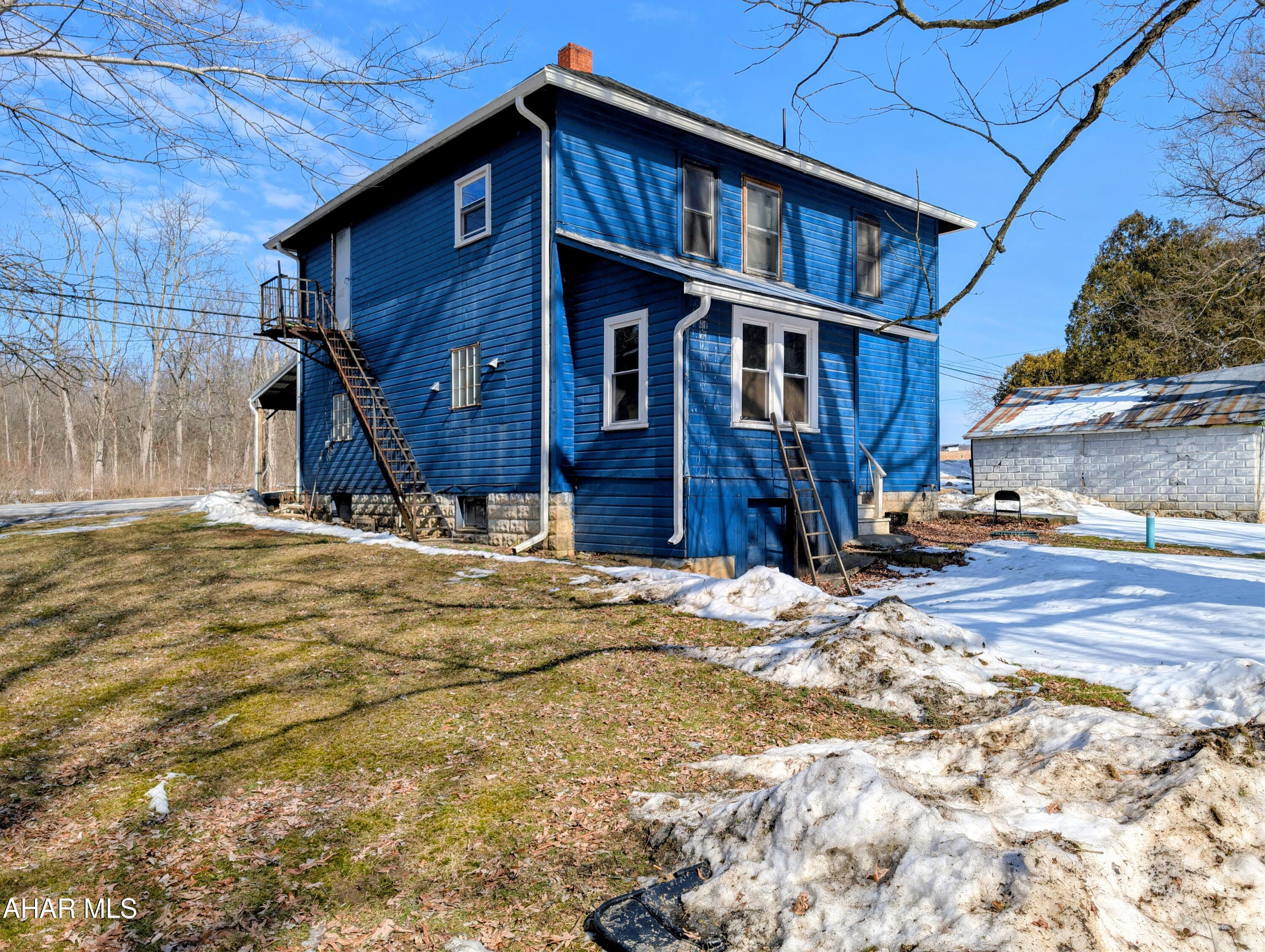 Unknown - Commercial Sale