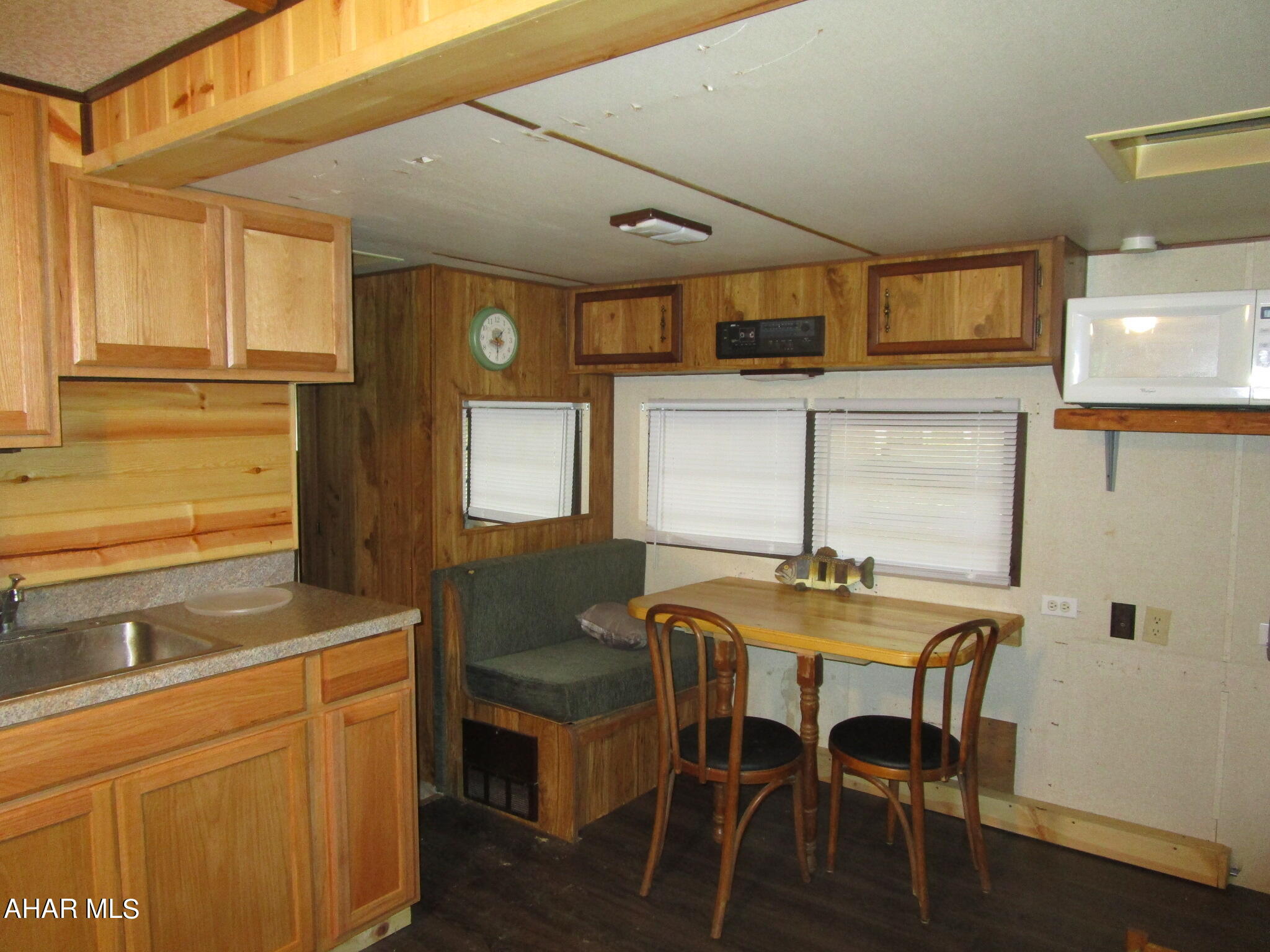 Glendale Yearound - Residential