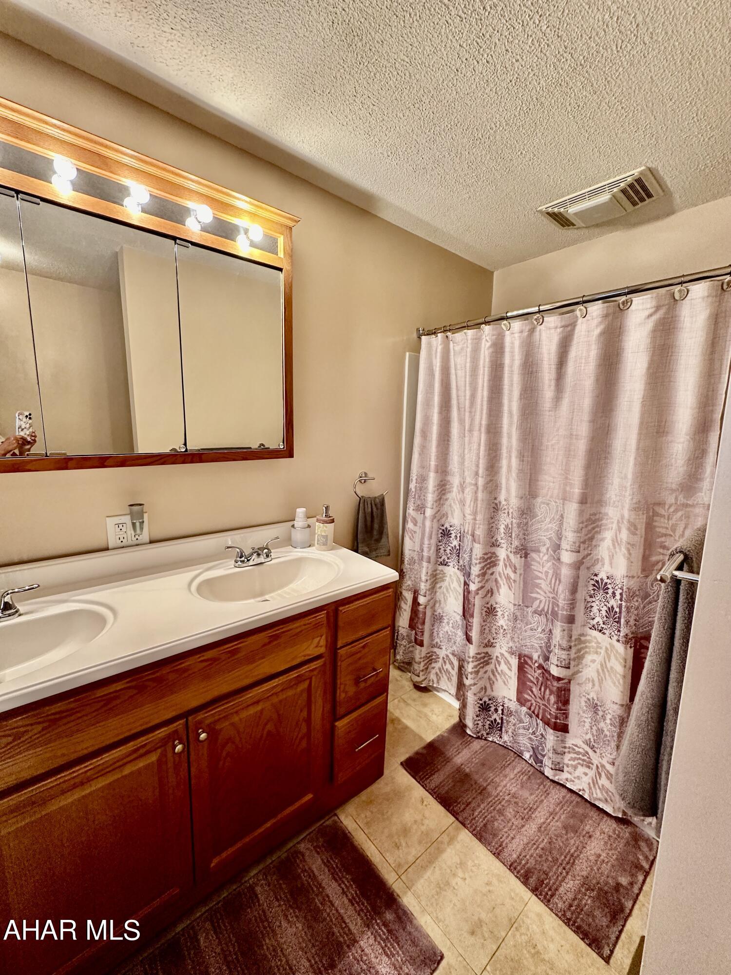 Lakemont - Residential