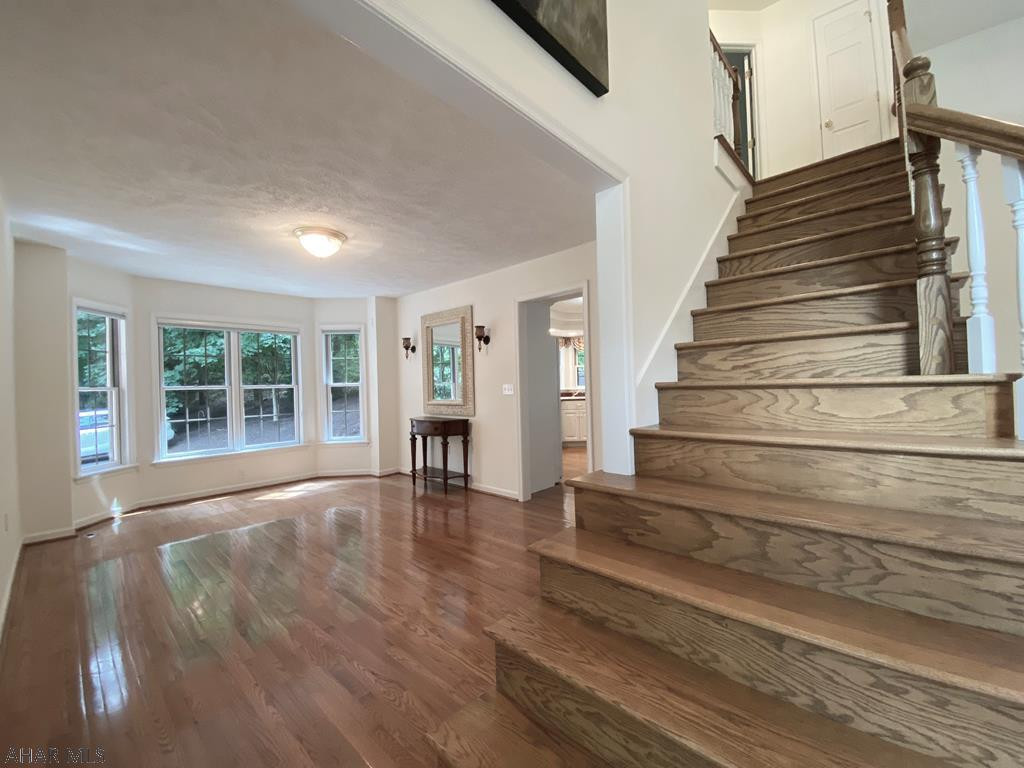 Ridgewood Heights - Residential