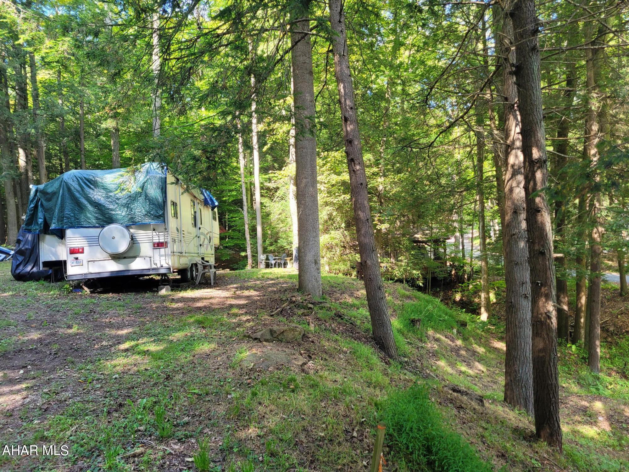 Glendale Yearound - Land