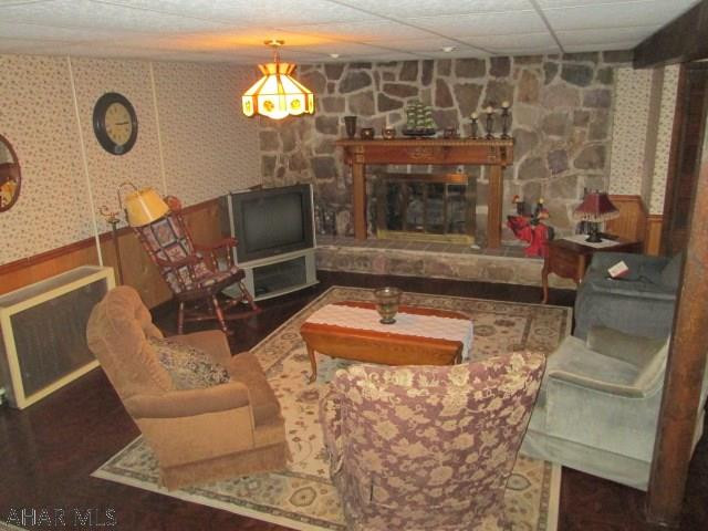 Foot of Ten - Residential