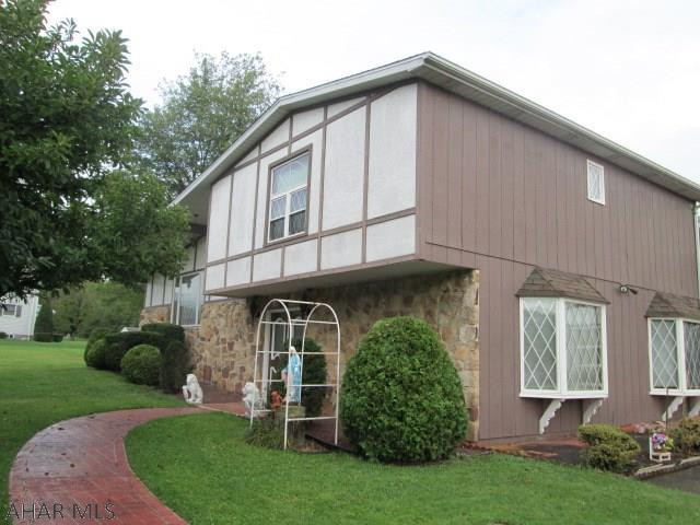 Foot of Ten - Residential