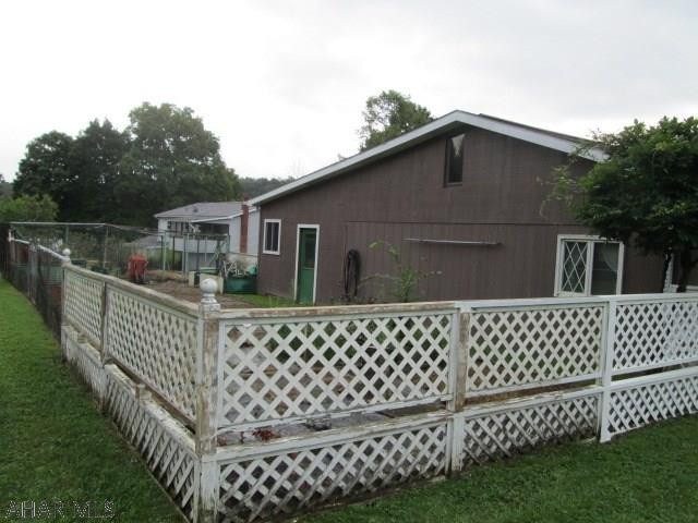 Foot of Ten - Residential