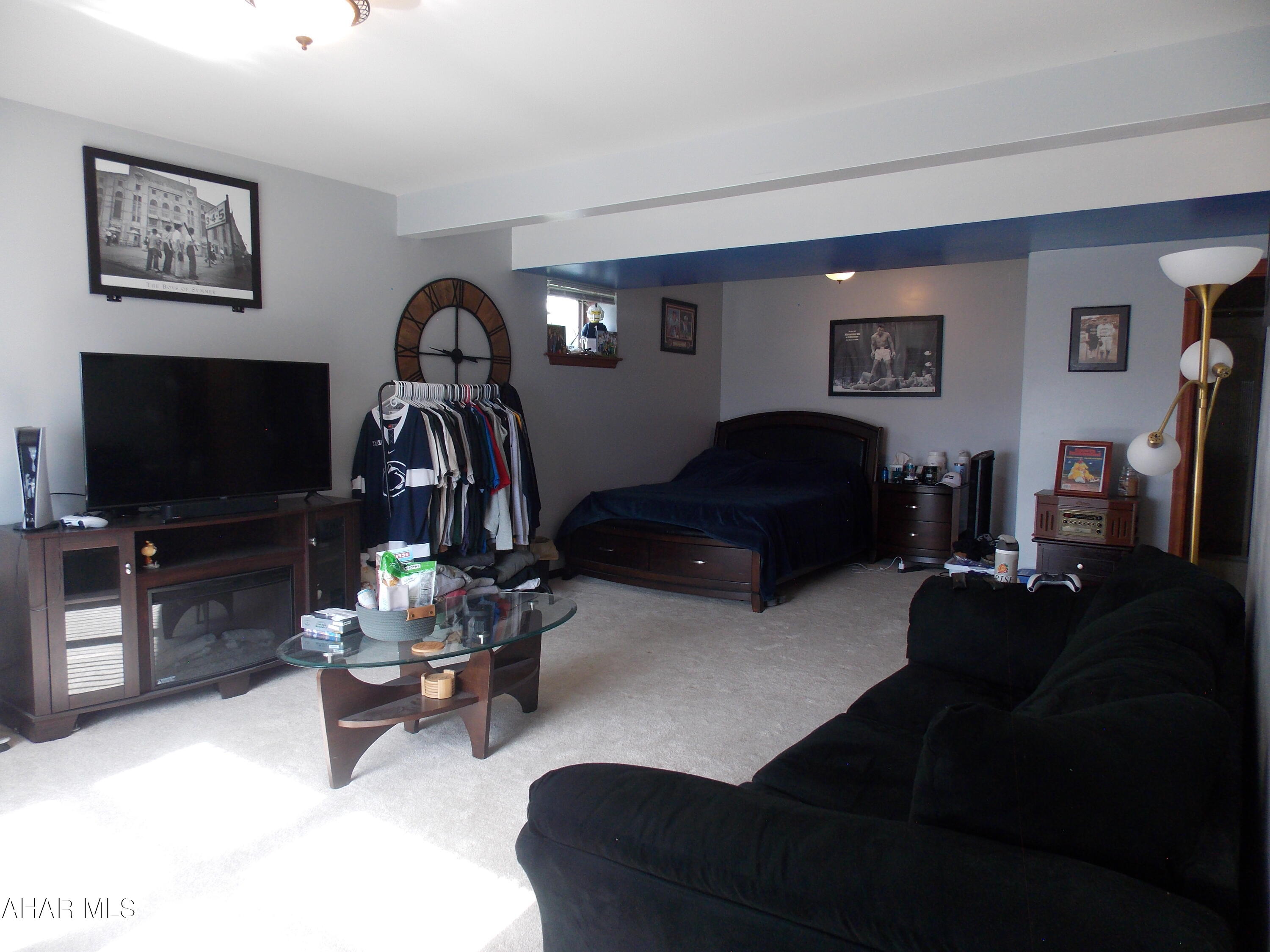 Rolling Hills - Residential