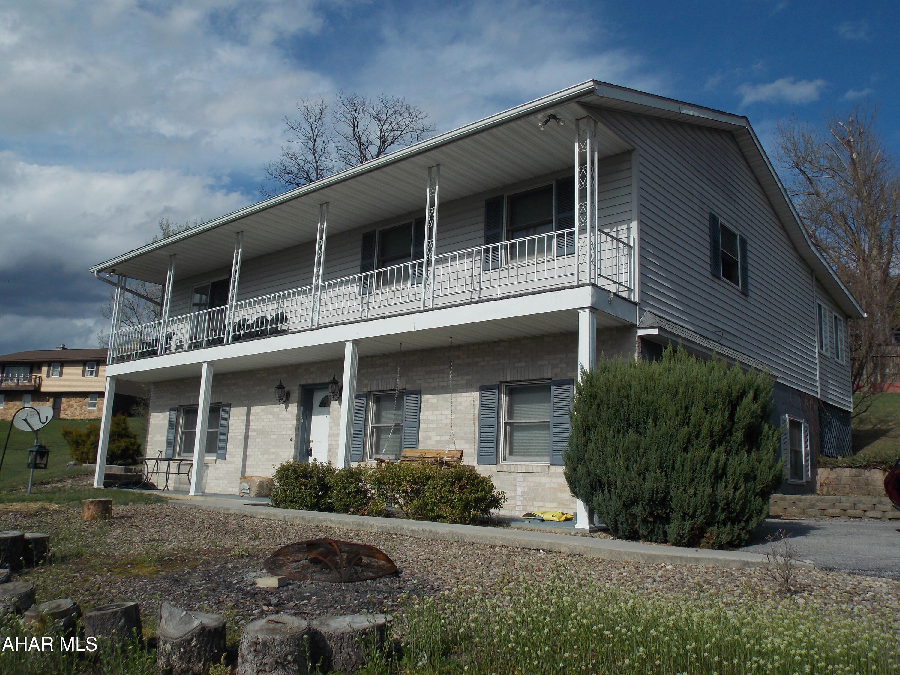 Rolling Hills - Residential