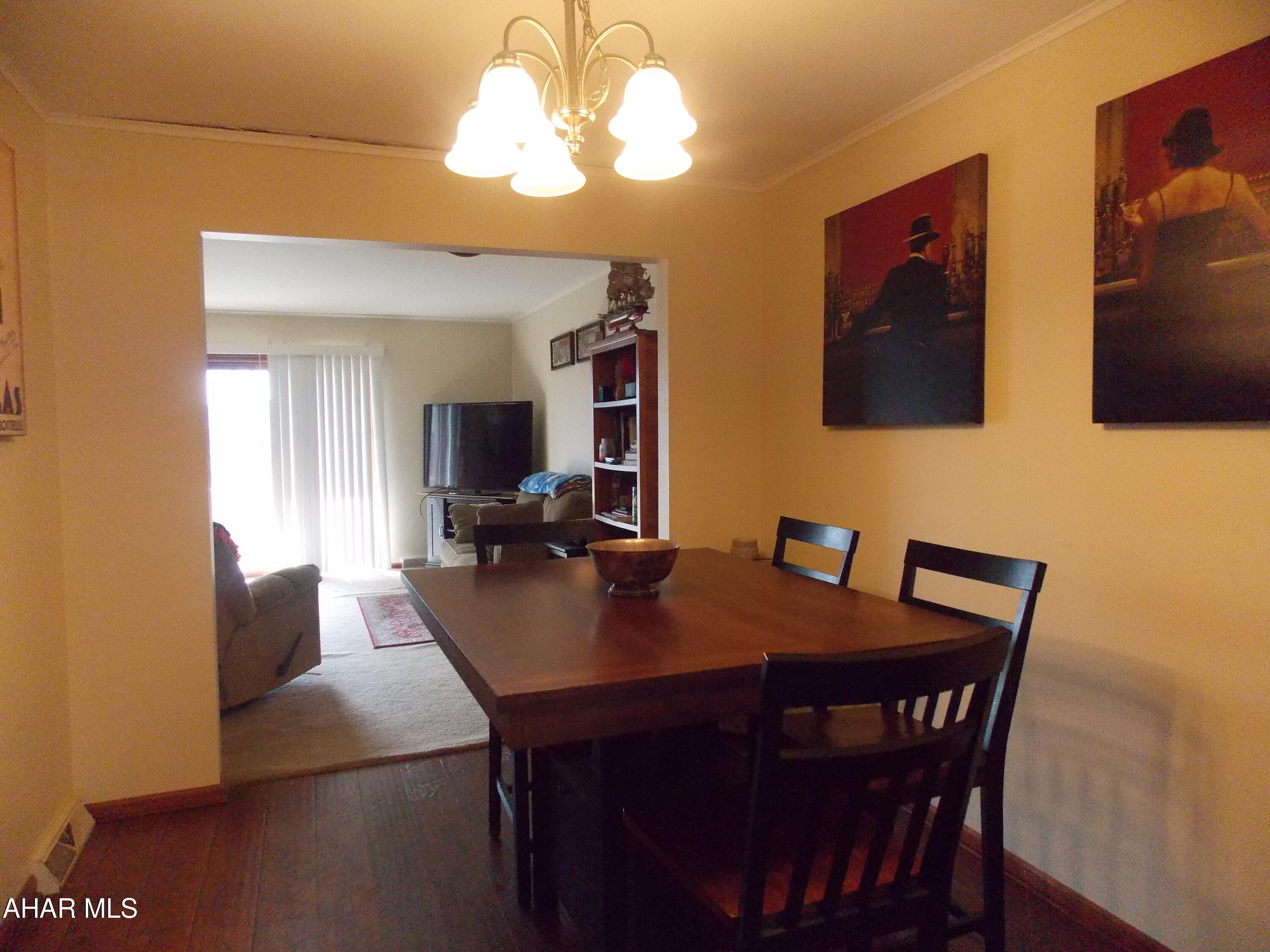 Rolling Hills - Residential