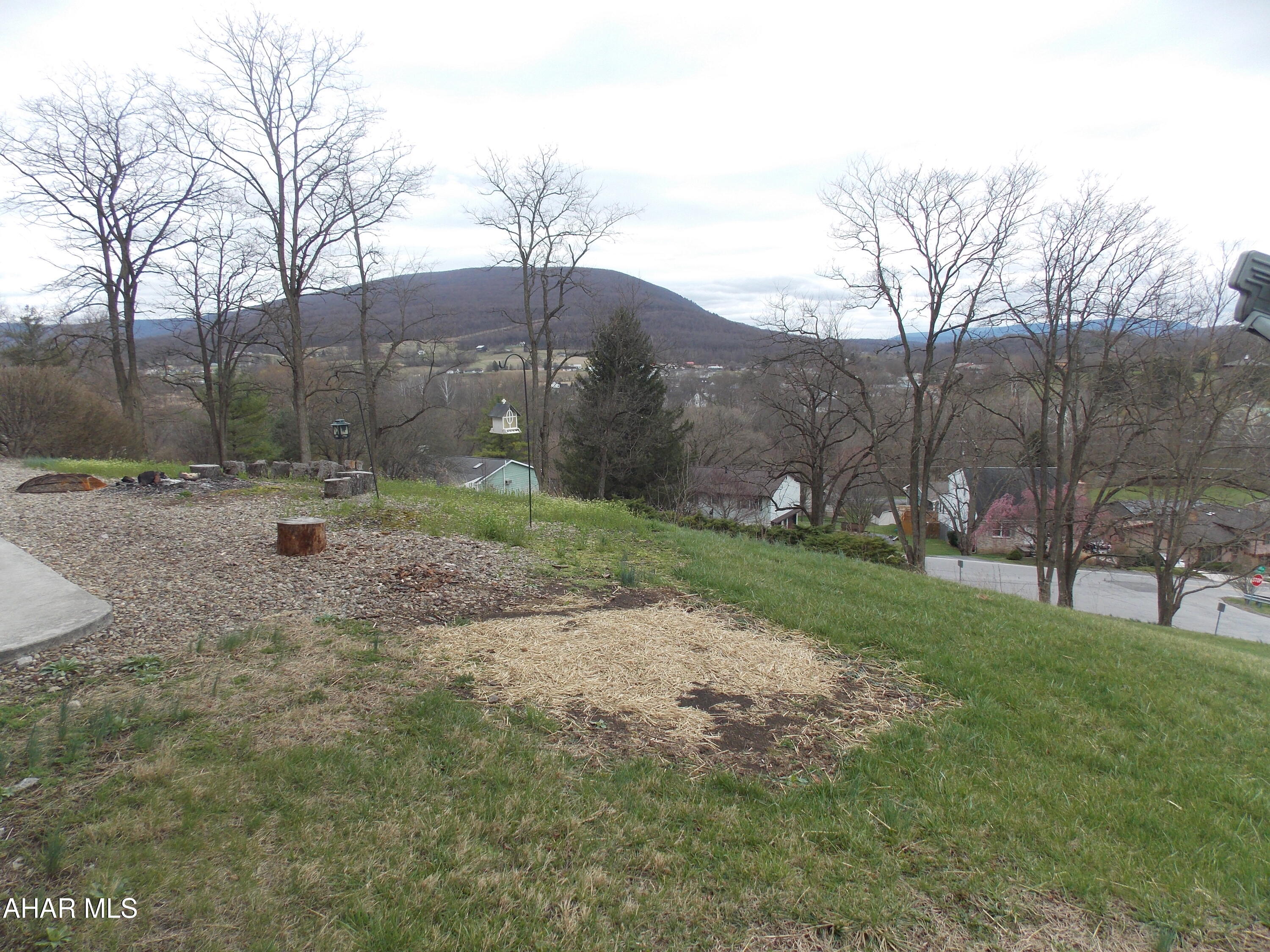 Rolling Hills - Residential